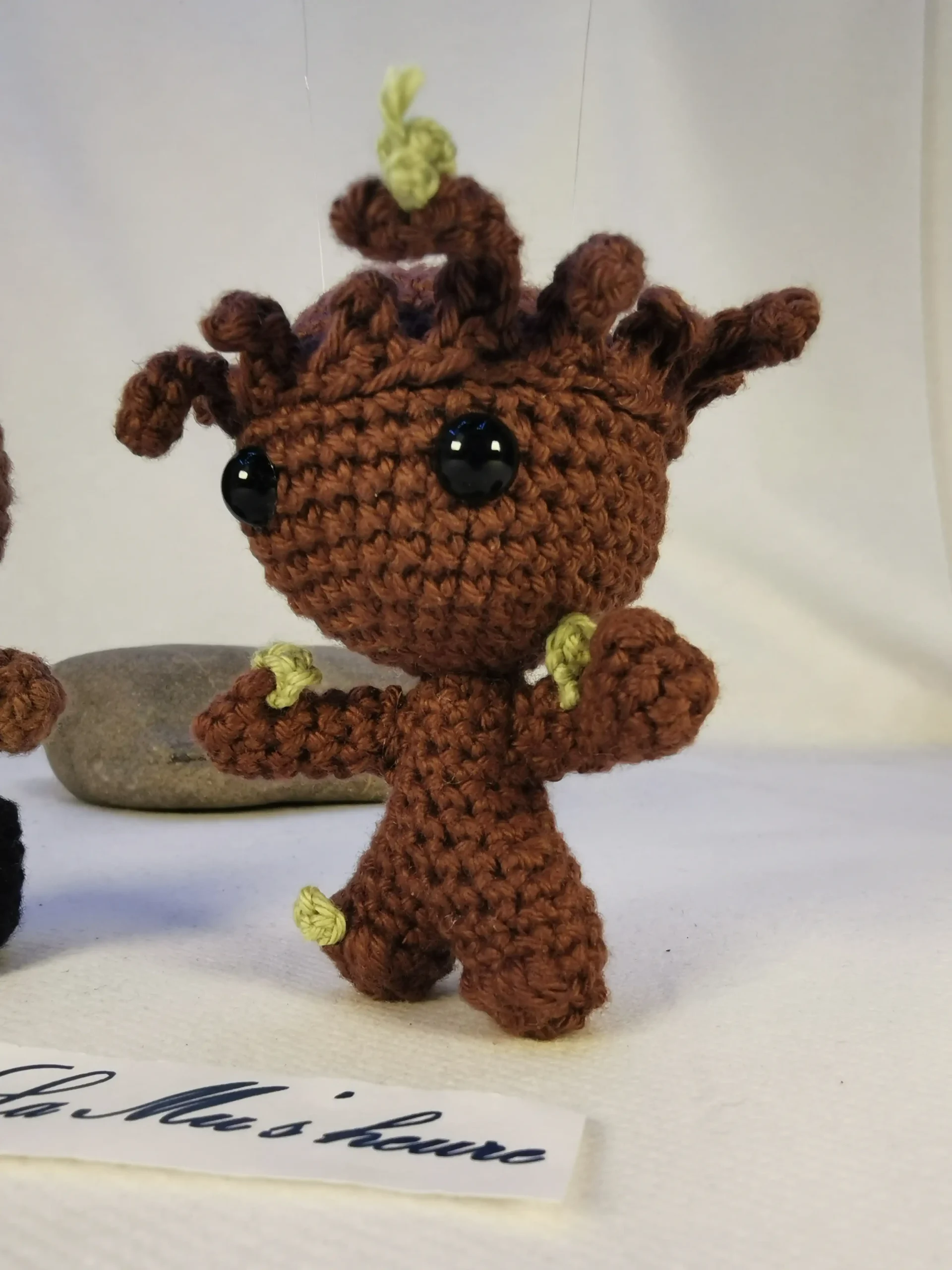 groot amigurumi fait main au crochet par La Mu's Heure