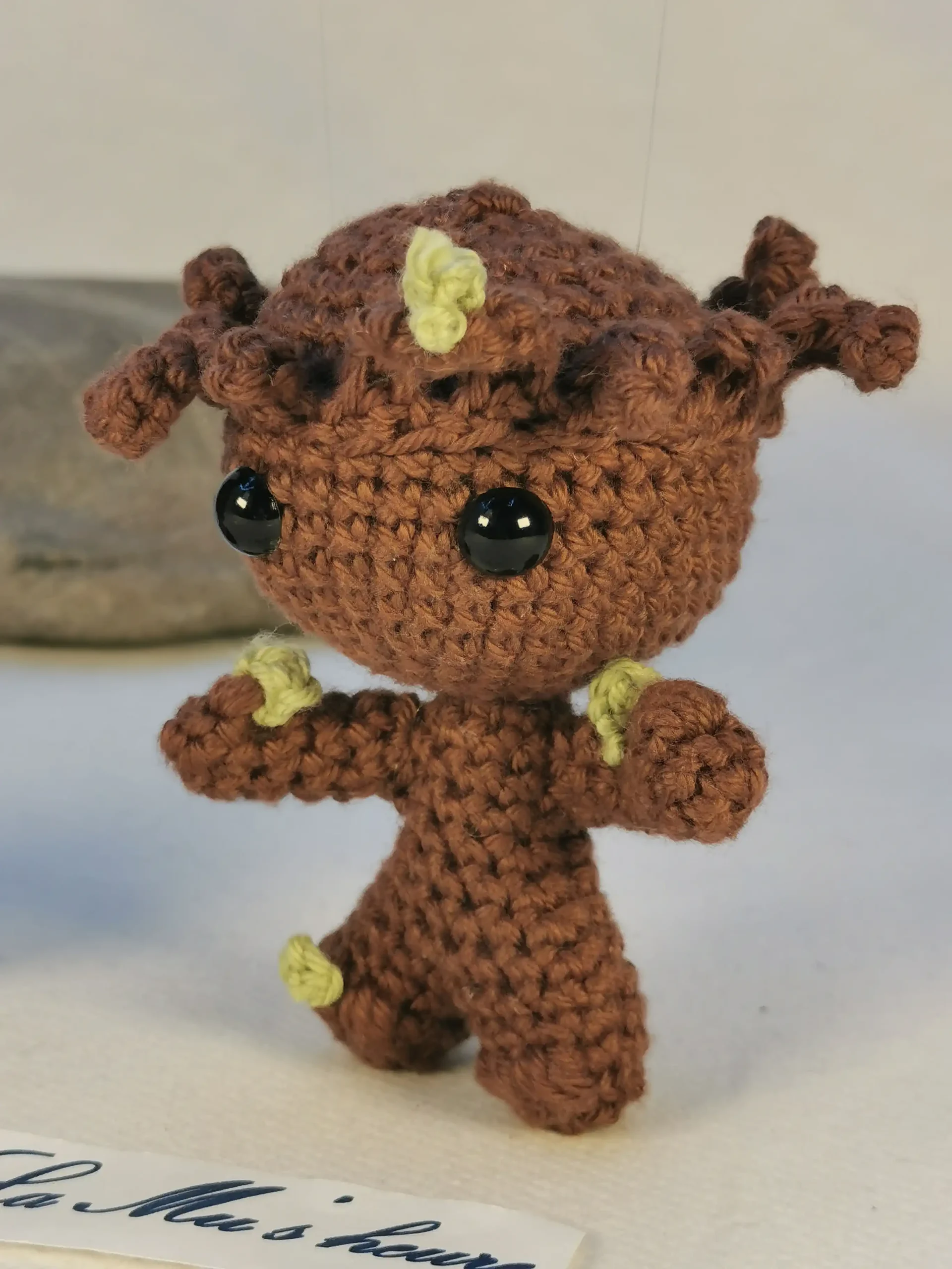 groot amigurumi fait main au crochet par La Mu's Heure