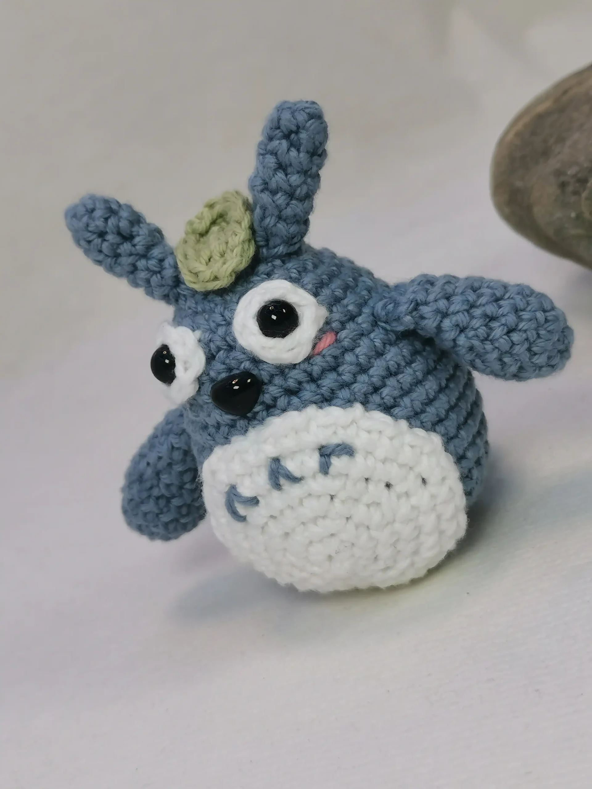 Totoro amigurumi fait main au crochet par La Mu's Heure