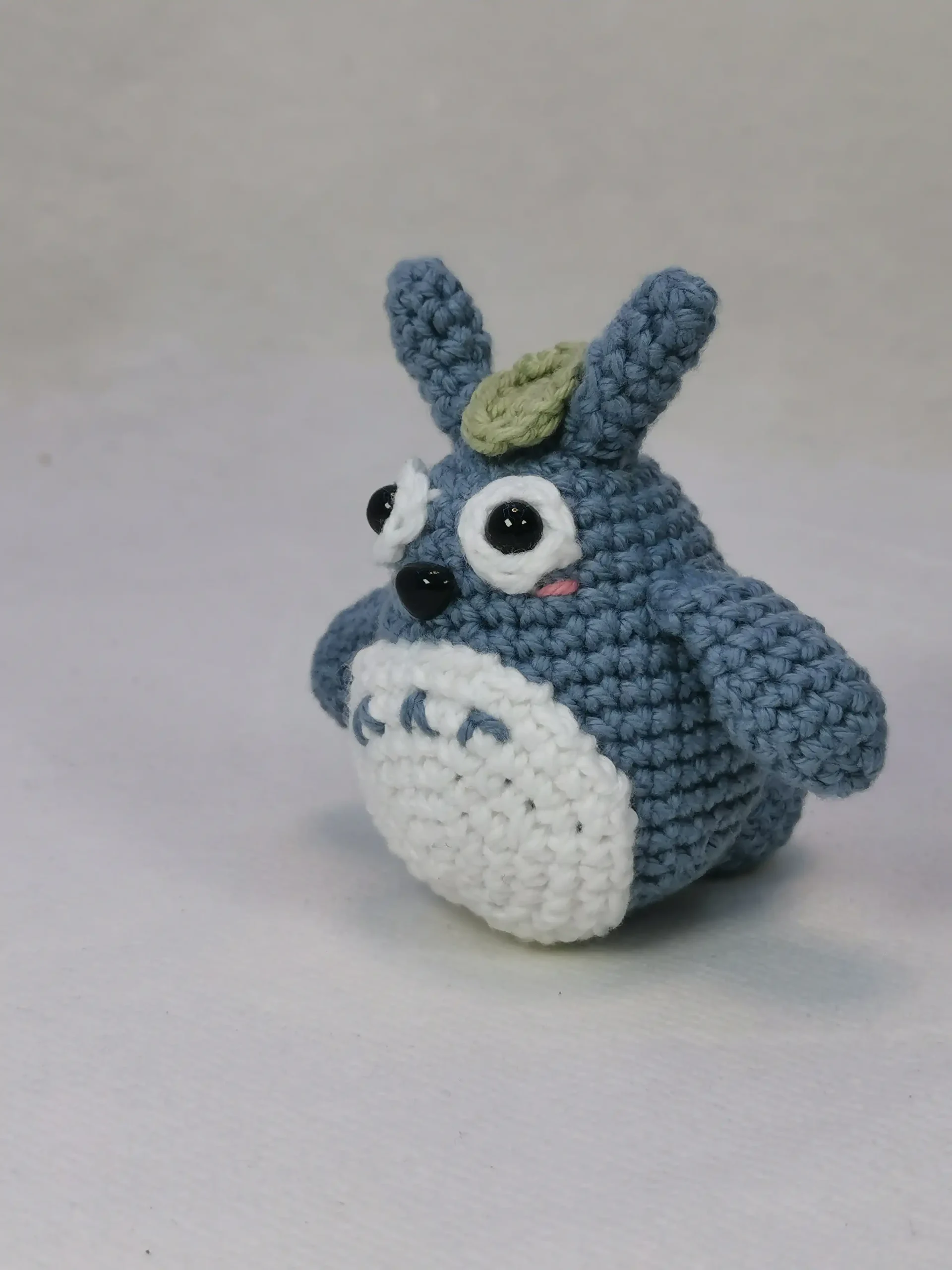 Totoro amigurumi fait main au crochet par La Mu's Heure