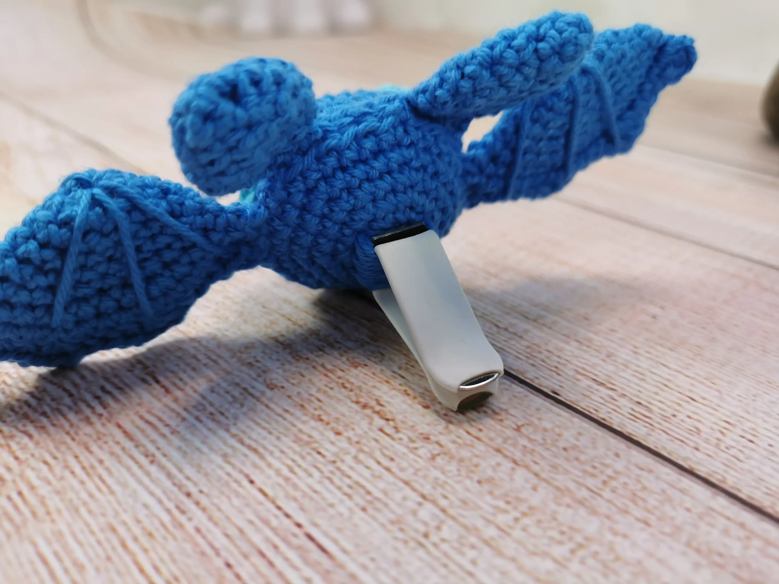 adorables décorations d'aération pour voiture en forme de chauve-souris, des amigurumis kawaii faits main au crochet dans notre atelier en Occitanie
