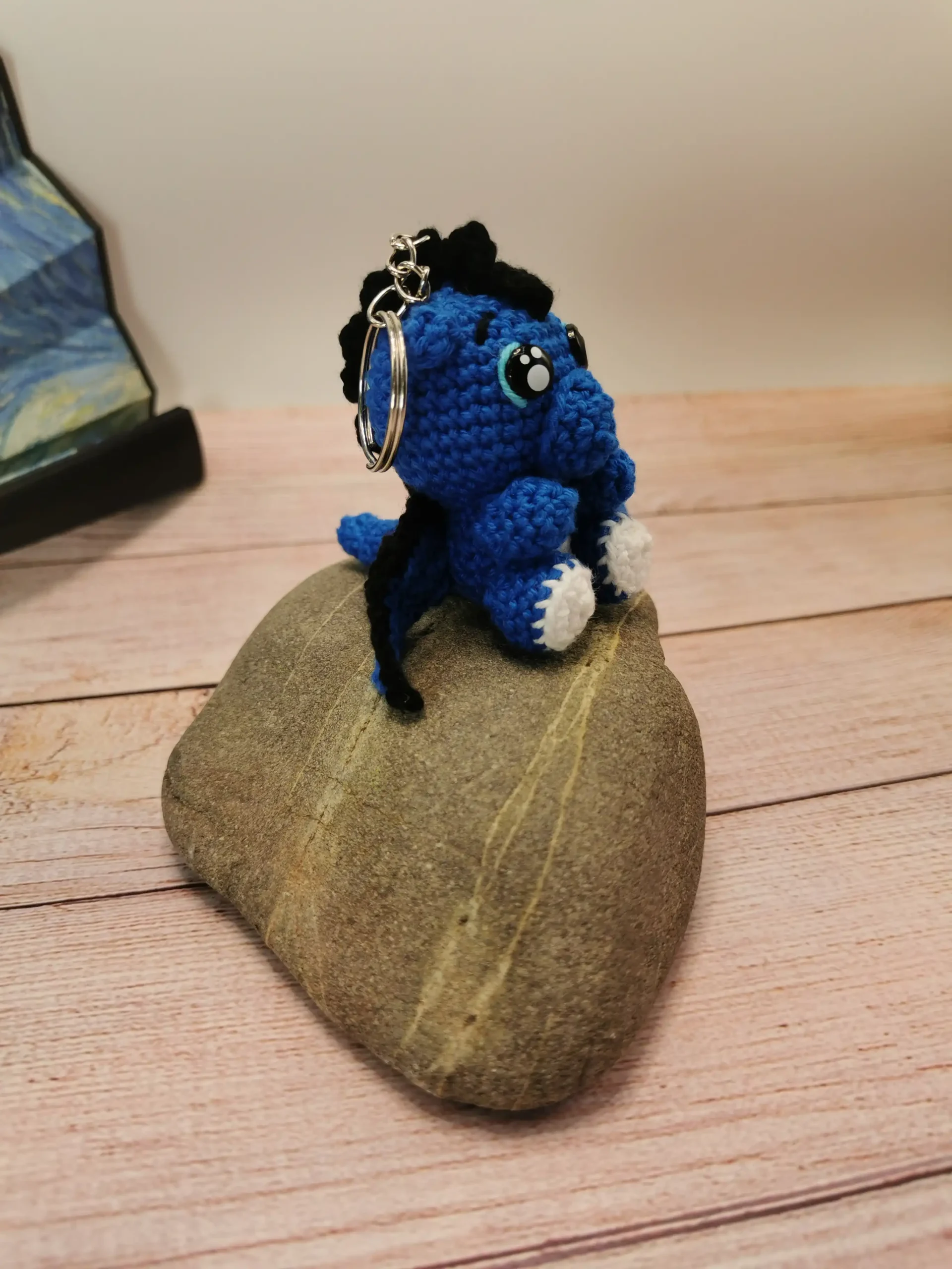 Petit Dragon Porte-clés Amigurumi fait main au crochet par La Mu's Heure