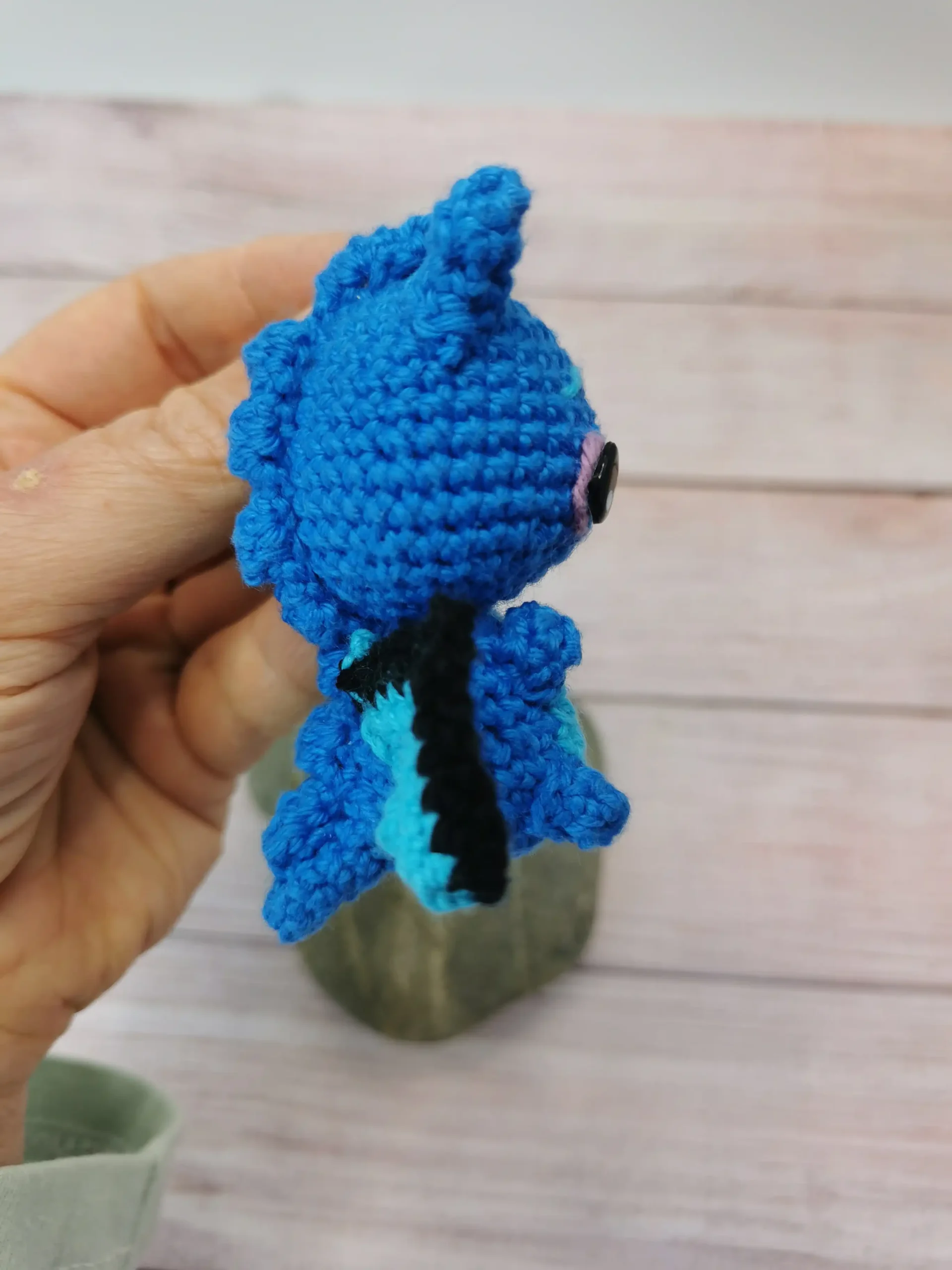 Petit Dragon Porte-clés Amigurumi fait main au crochet par La Mu's Heure