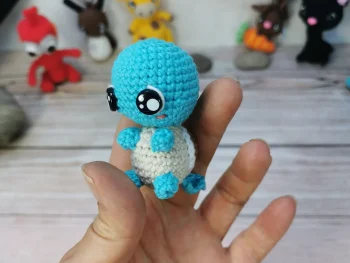 Carapuce amigurumi fait main au crochet par La Mu's Heure