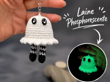 fantôme qui brille amigurumi fait main au crochet par La Mu's heure