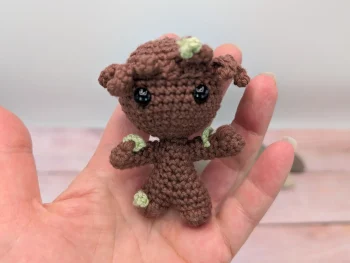 groot amigurumi fait main au crochet par La Mu's Heure