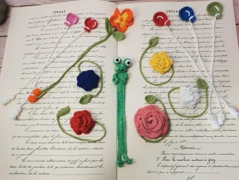 marque page fait main au crochet fait par La Mu's heure
