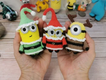Minions de Noël fait main par La Mu's Heure