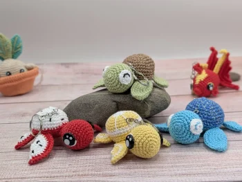 Tortue amigurumi fait main au crochet fait par La Mu's heure