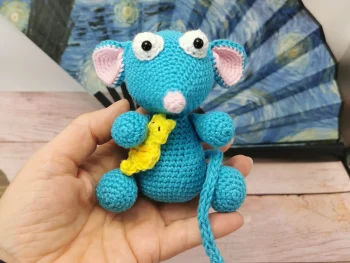 Tutter amigurumi fait main au crochet par La Mu's heure