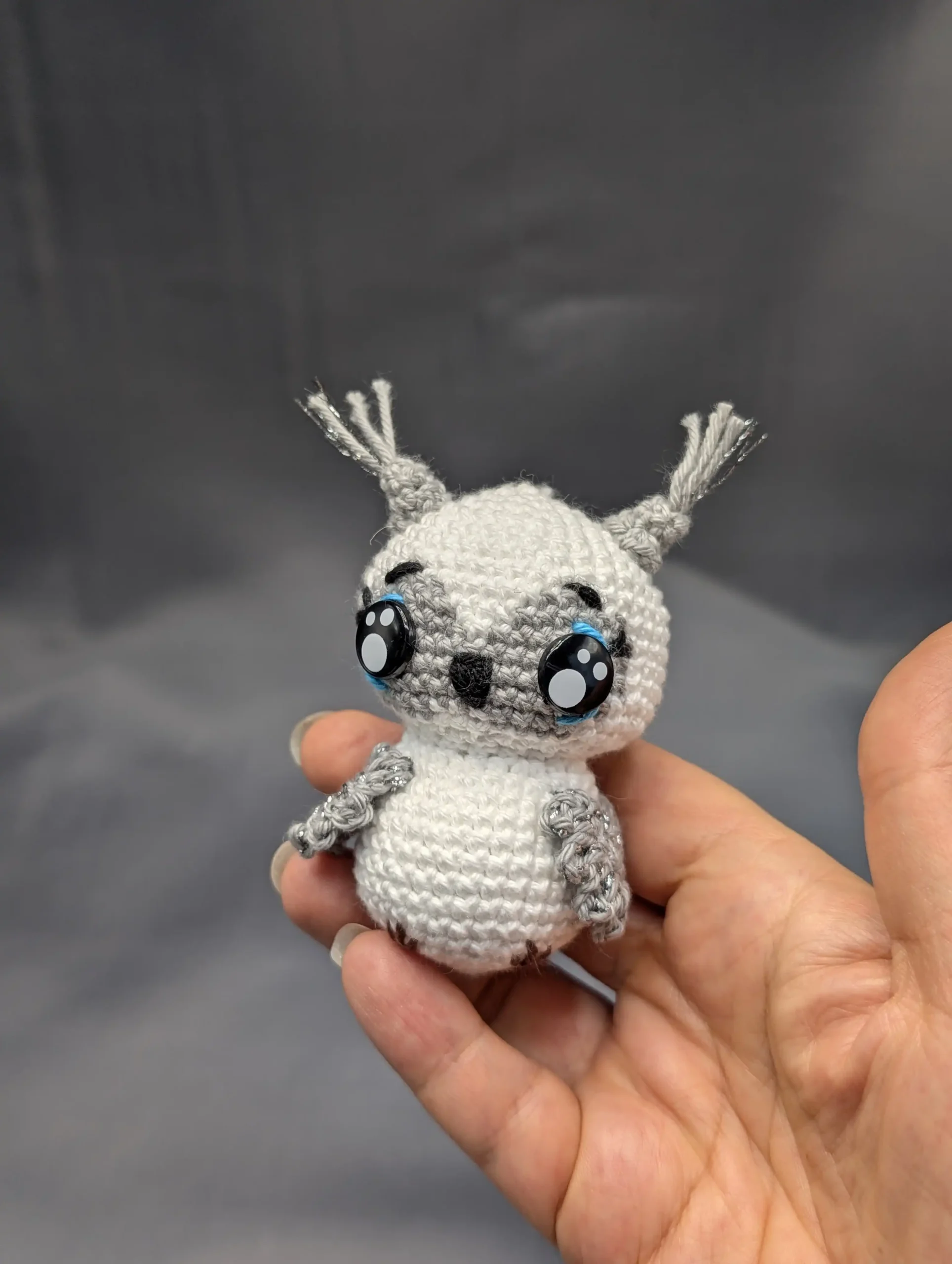 Chouette amigurumi fait main au crochet par La Mu's heure