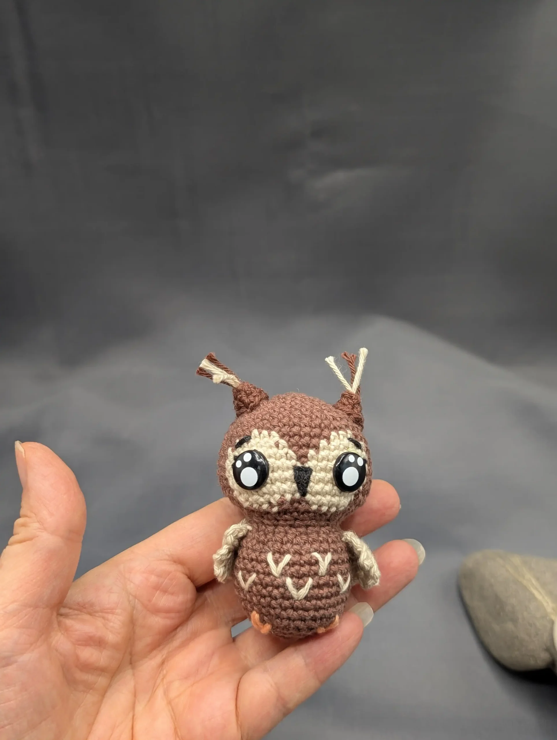 Chouette amigurumi fait main au crochet par La Mu's heure