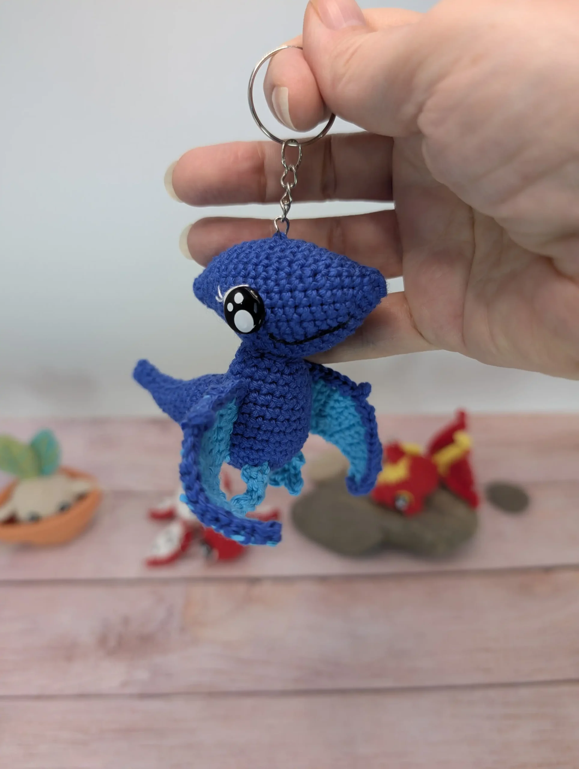 Dinosaure ptérodactyle amigurumi fait main au crochet par La Mu's Heure