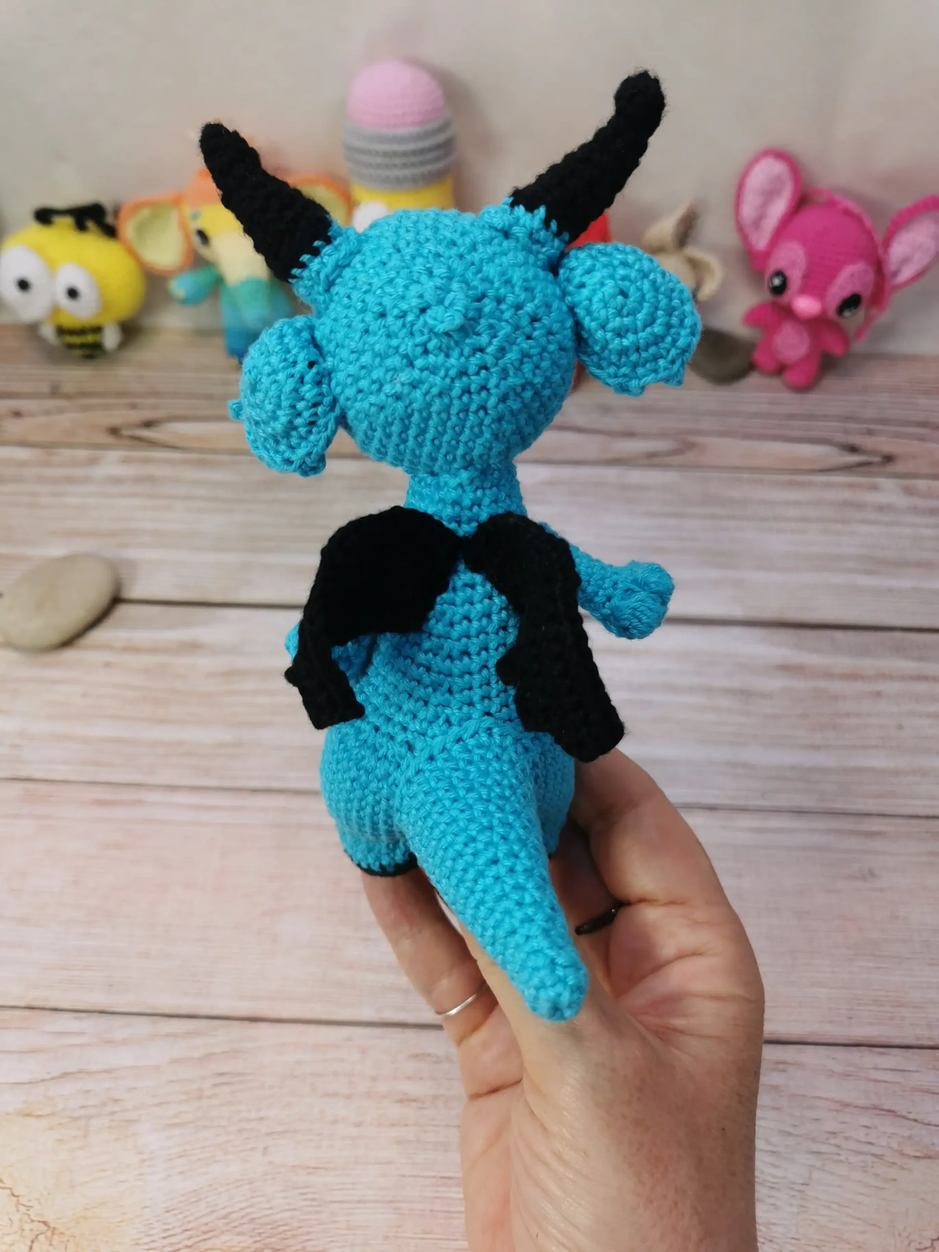 dragon littleblue amigurumi fait main au crochet par La Mu's Heure
