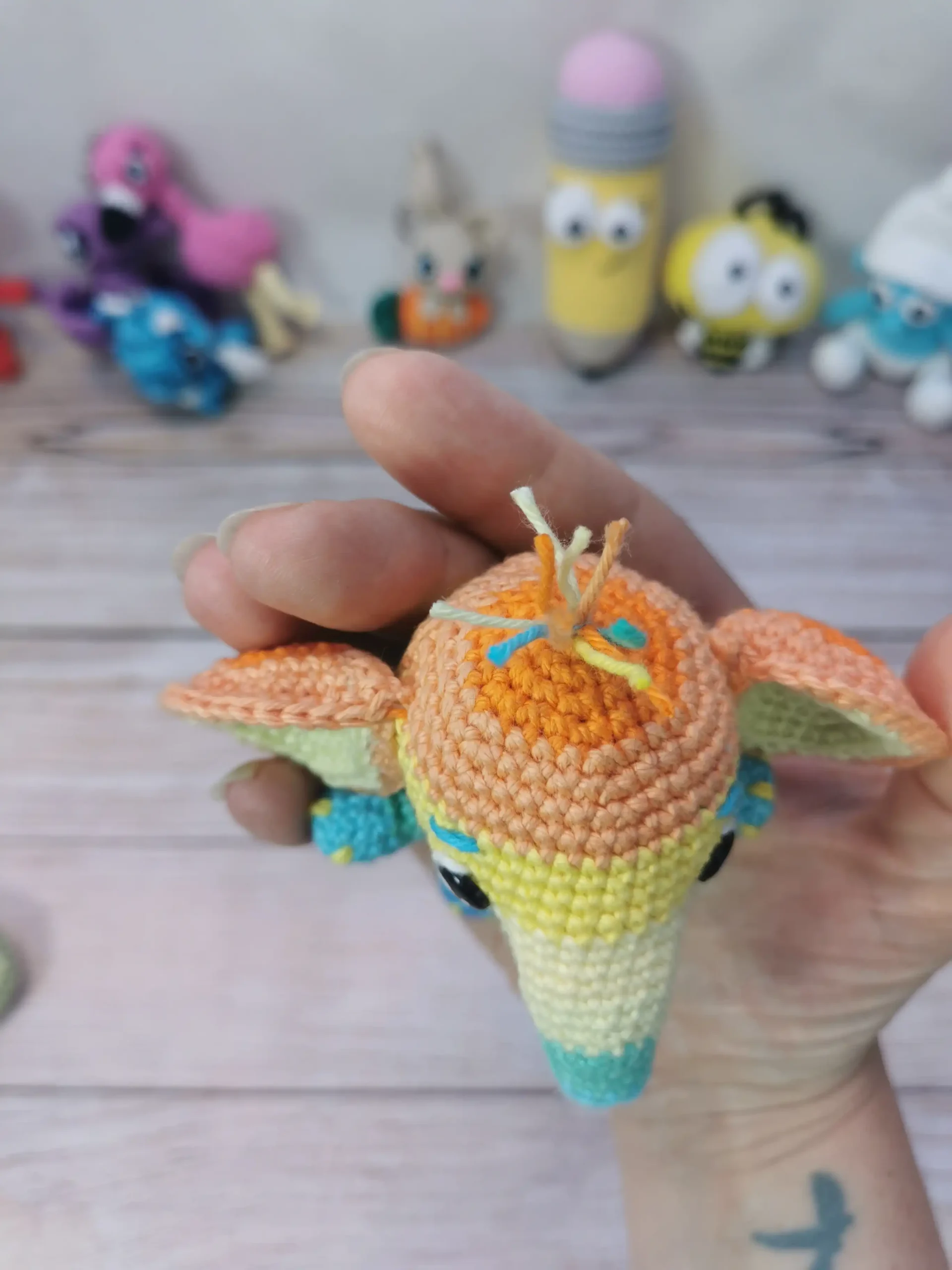 ĂlĂ©phant amigurumi fait main au crochet par La Mu's Heure