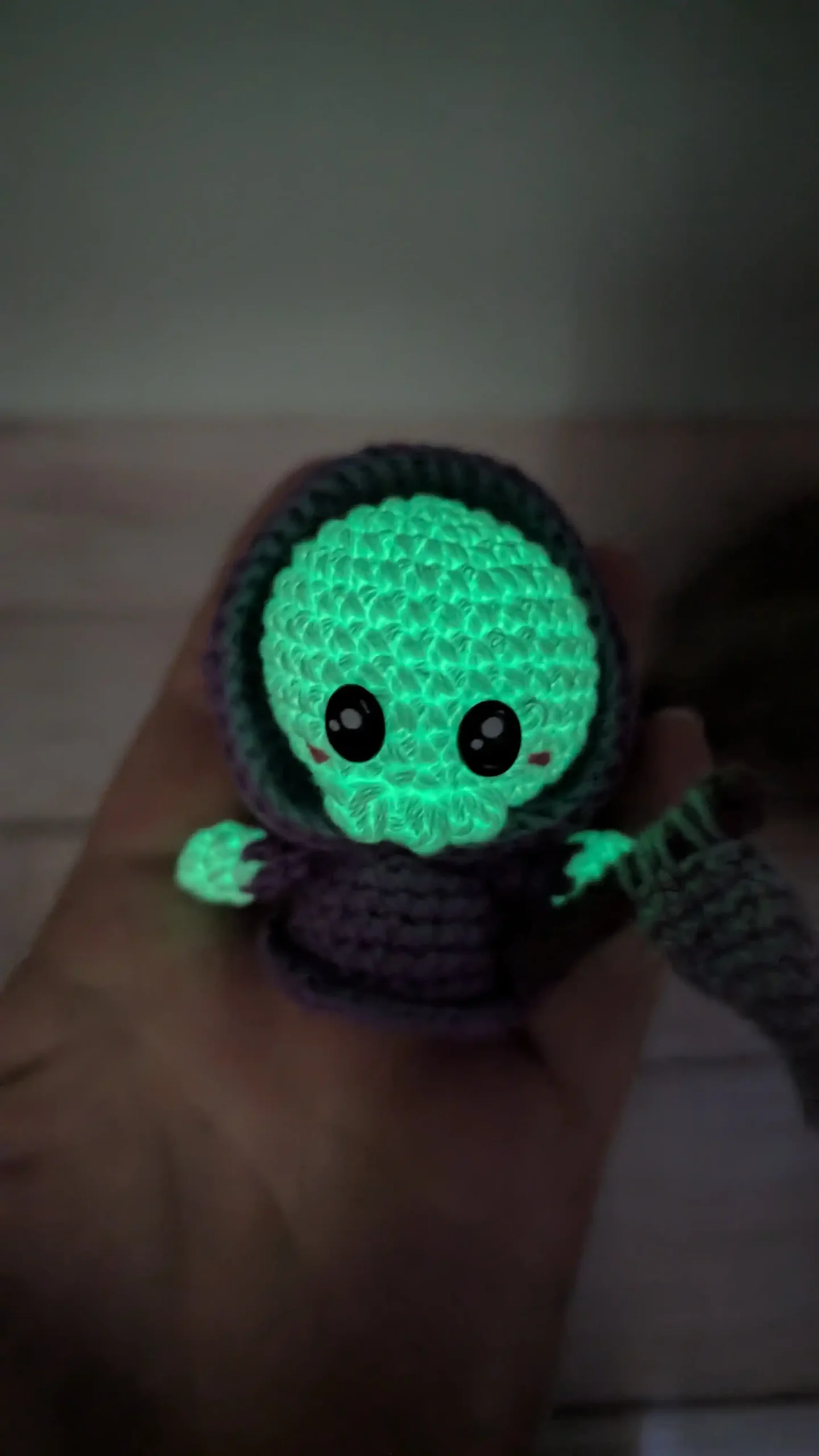 Faucheuse/Ripper en porte-clés amigurumi kawaii, conçu à la main au crochet par La Mu's heure