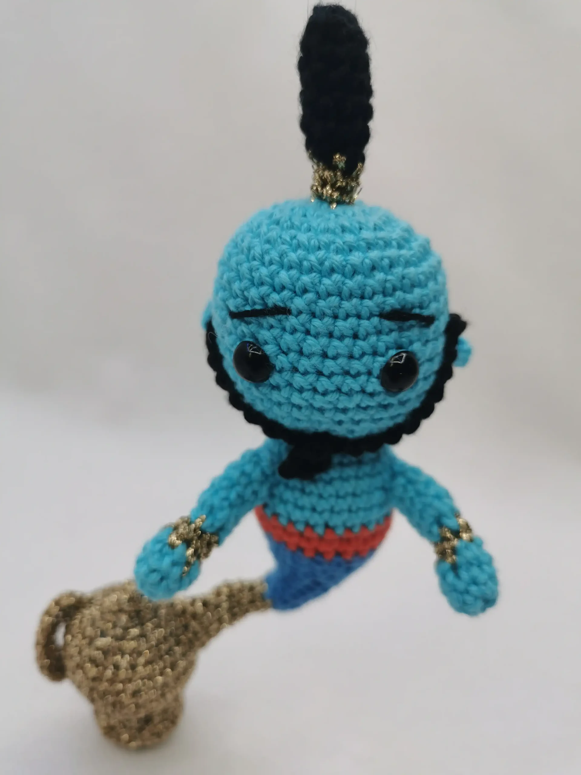 le génie de la lampe amigurumi fait main au crochet fait par La Mu's heure