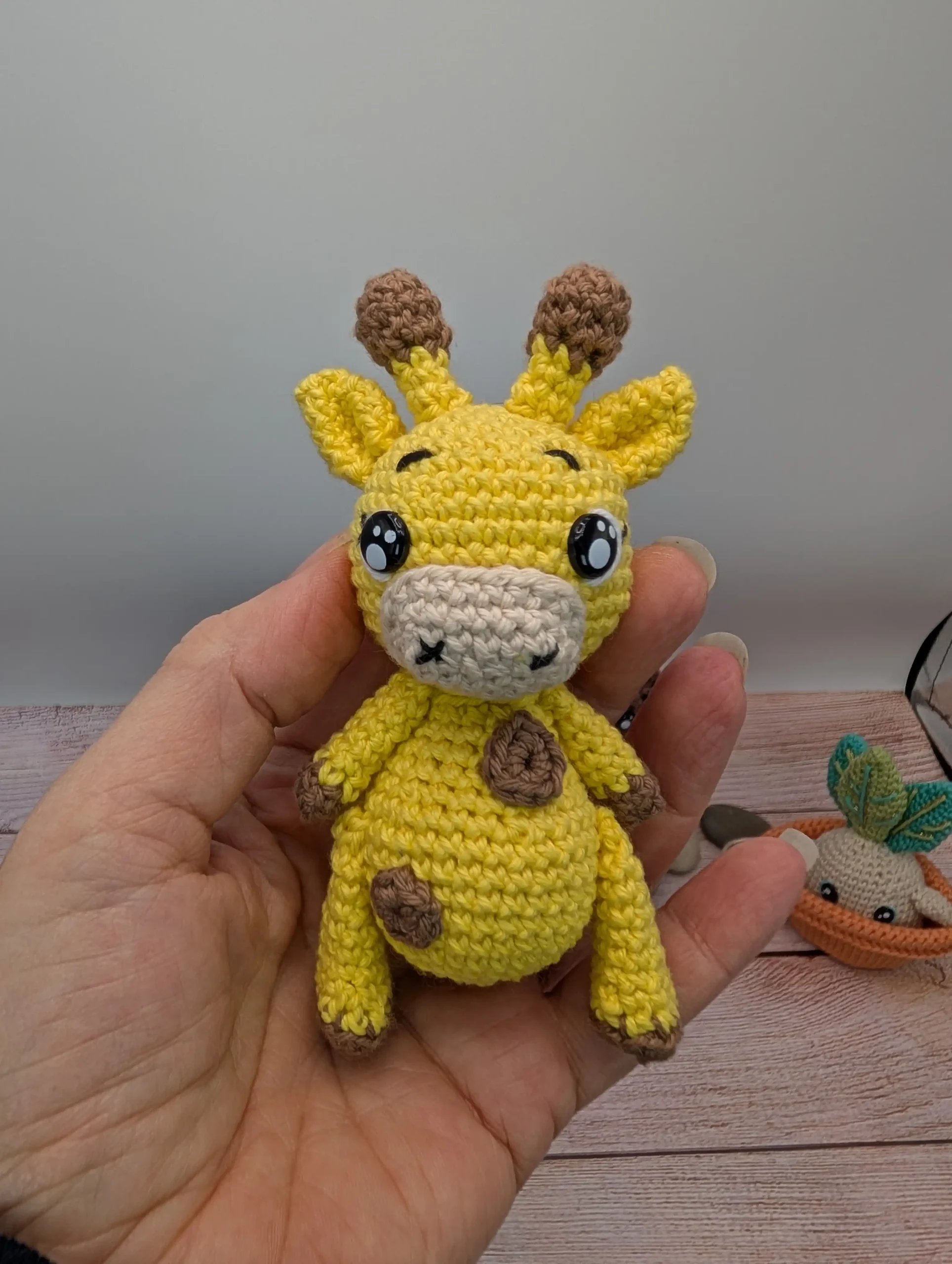 girafe amigurumi fait au crochet par La Mu's Heure