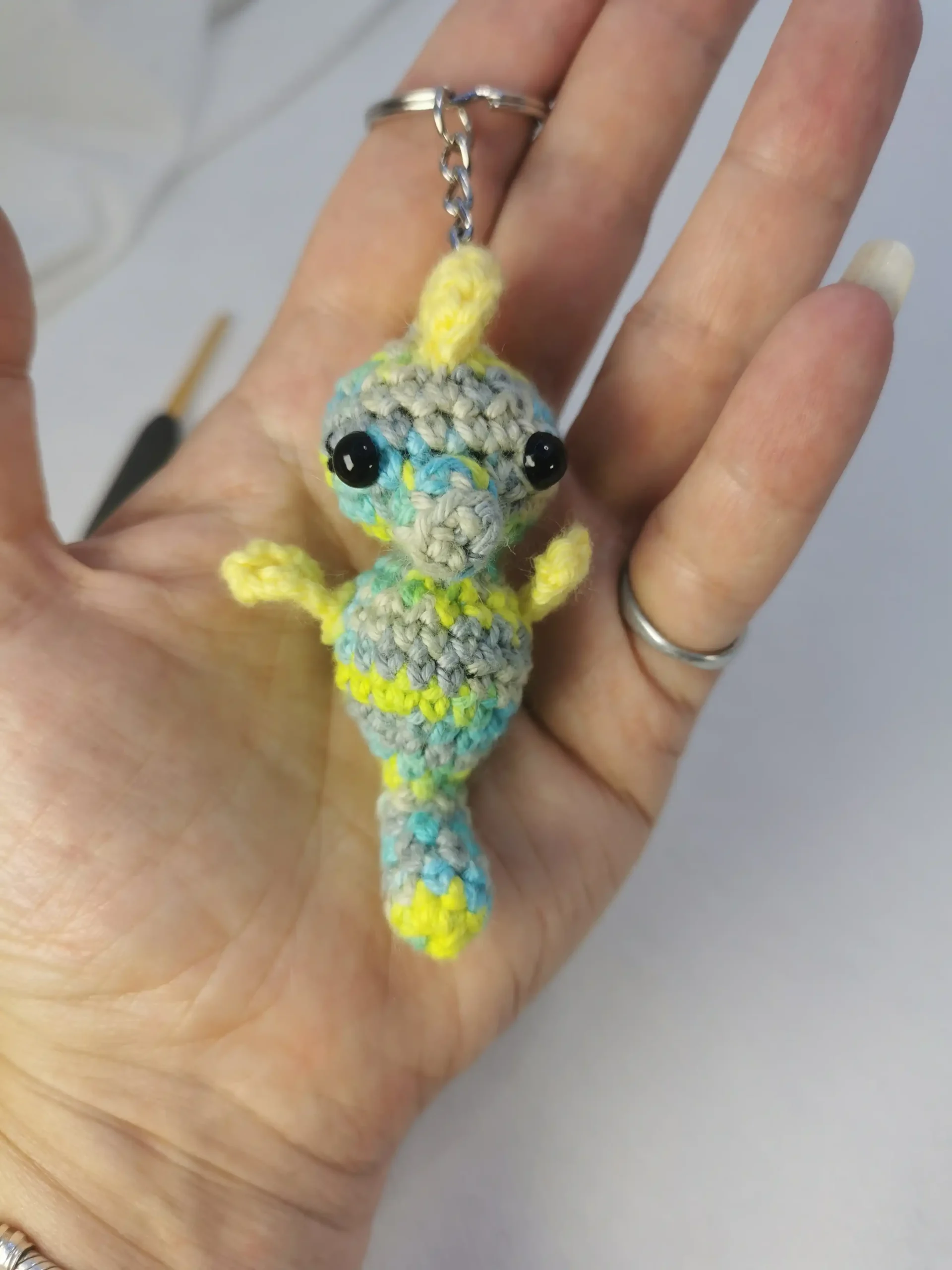 hippocampe amigurumi fait main au crochet par La Mu's heure