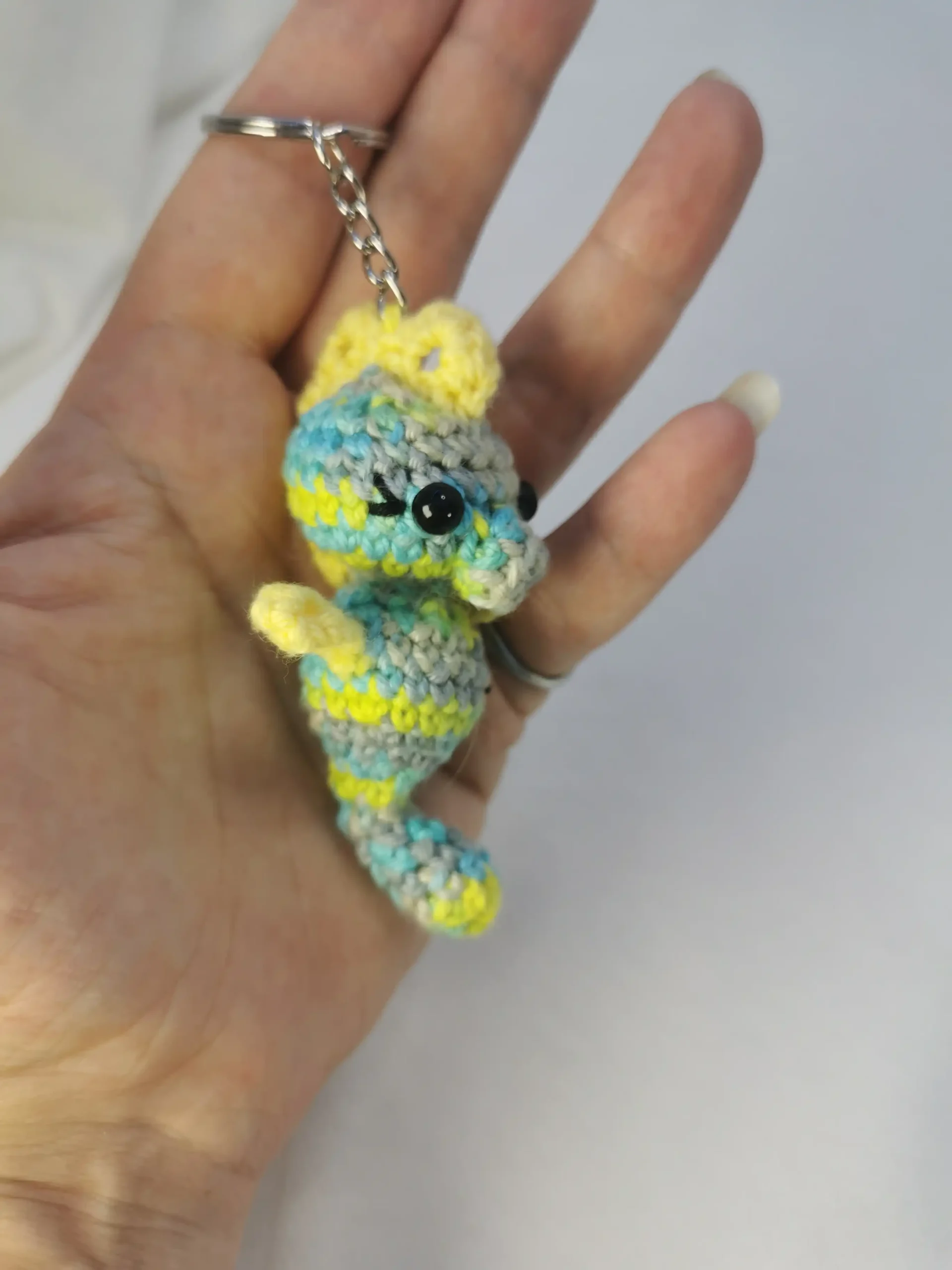 hippocampe amigurumi fait main au crochet par La Mu's heure