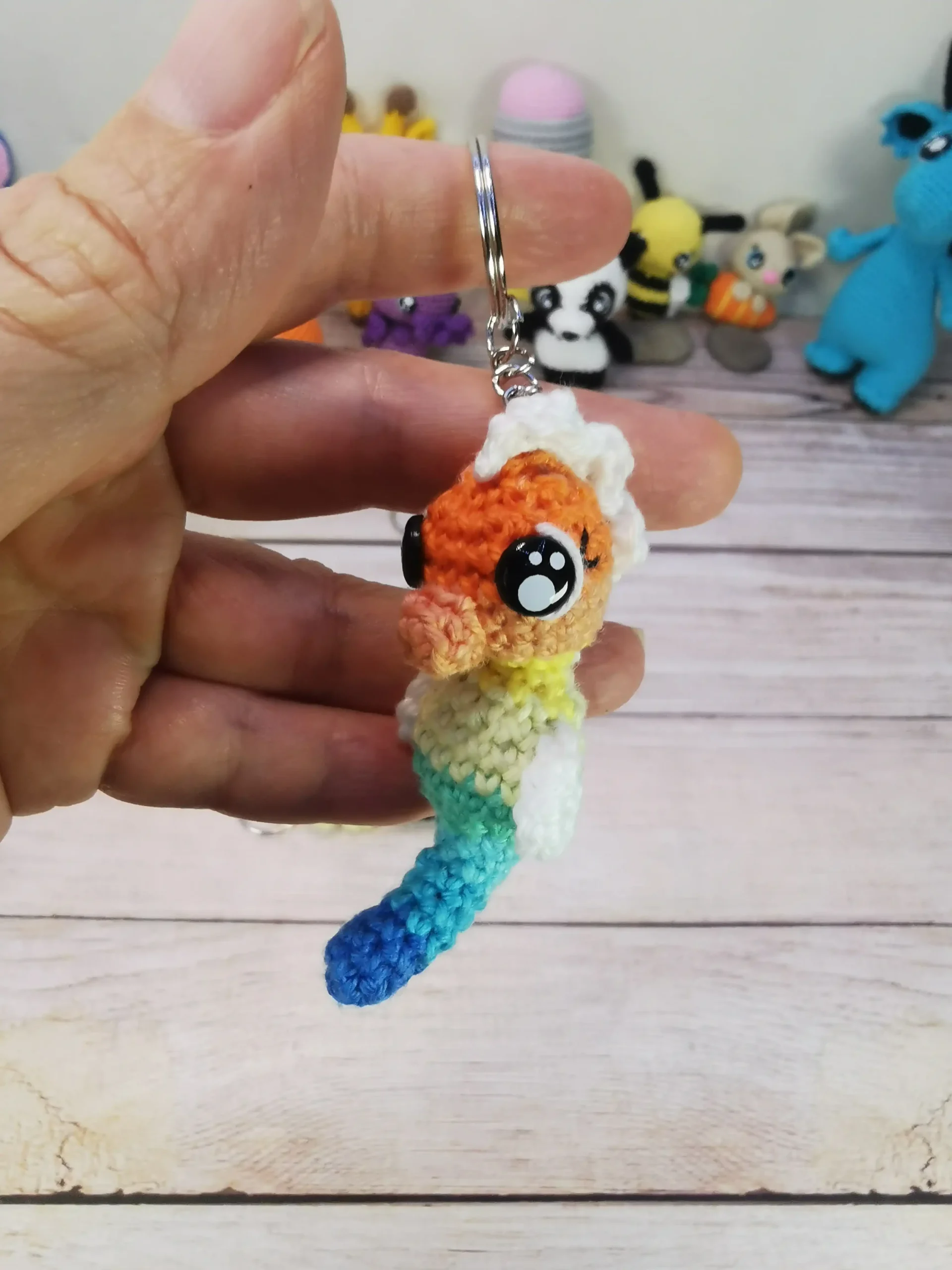 hippocampe amigurumi fait main au crochet par La Mu's heure