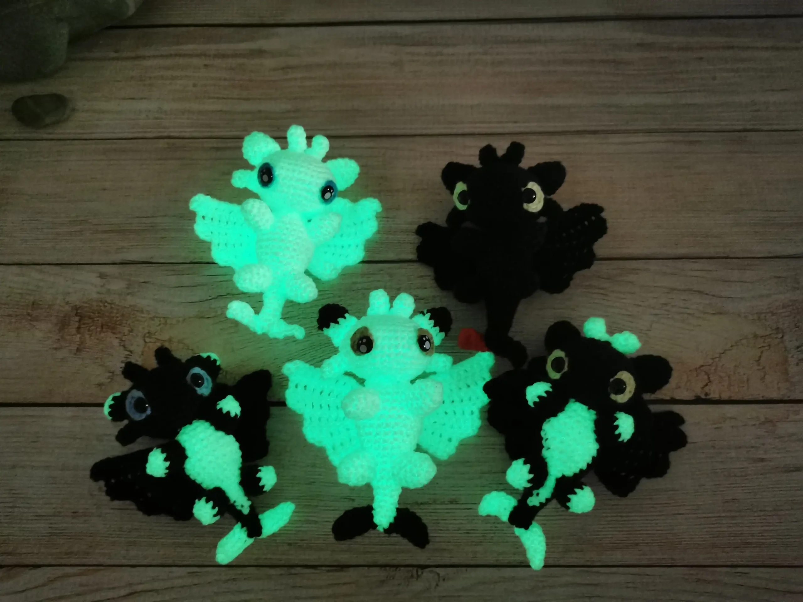 krokmou dragon furie nocturne furie éclair fluorescent amigurumi kawaii fais main au crochet par La Mu's heure