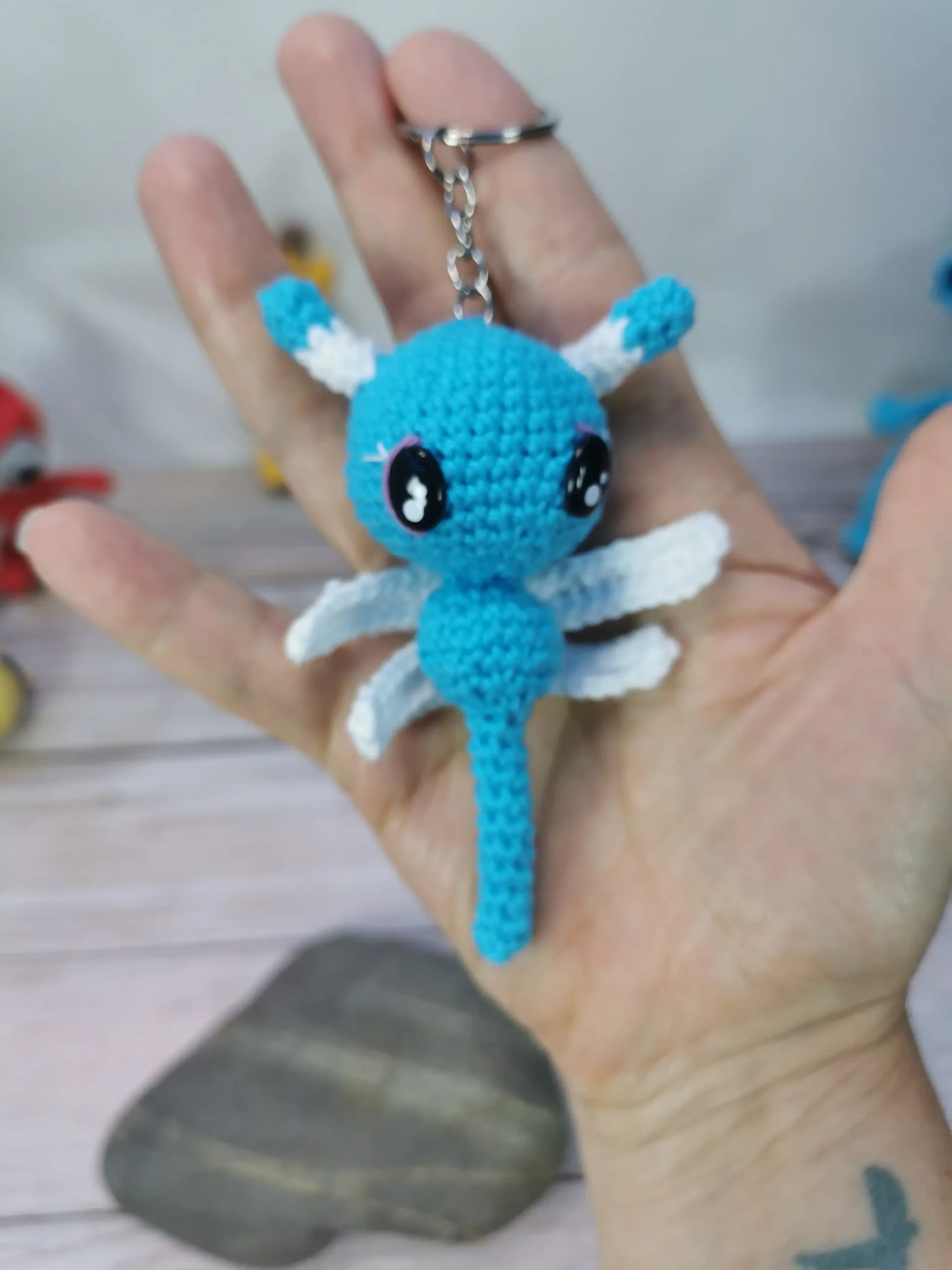 Libellule amigurumi fait main au crochet par La Mu's Heure