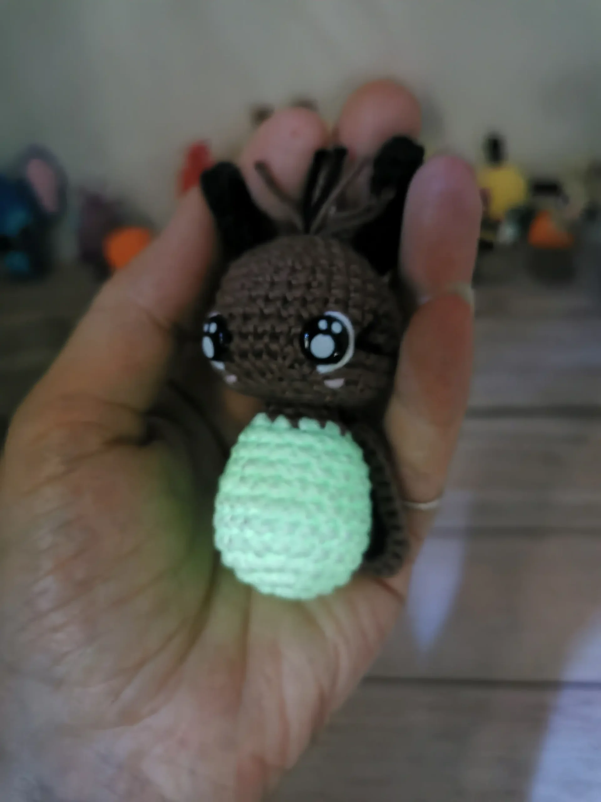 Luciole amigurumi fait au crochet par La Mu's Heure