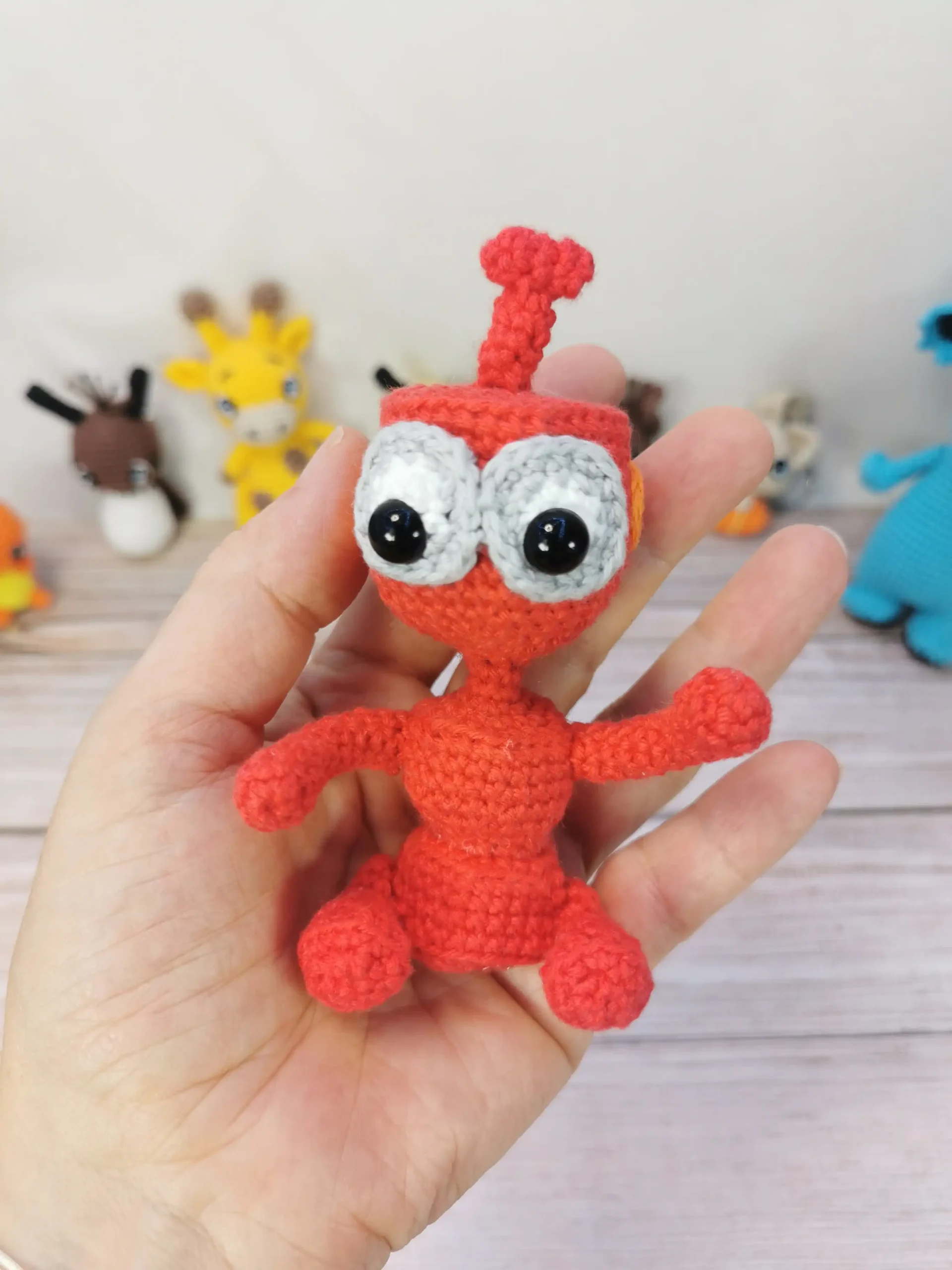 Nono d 'Ulysse 31 fait mains au crochet par La Mu's heure