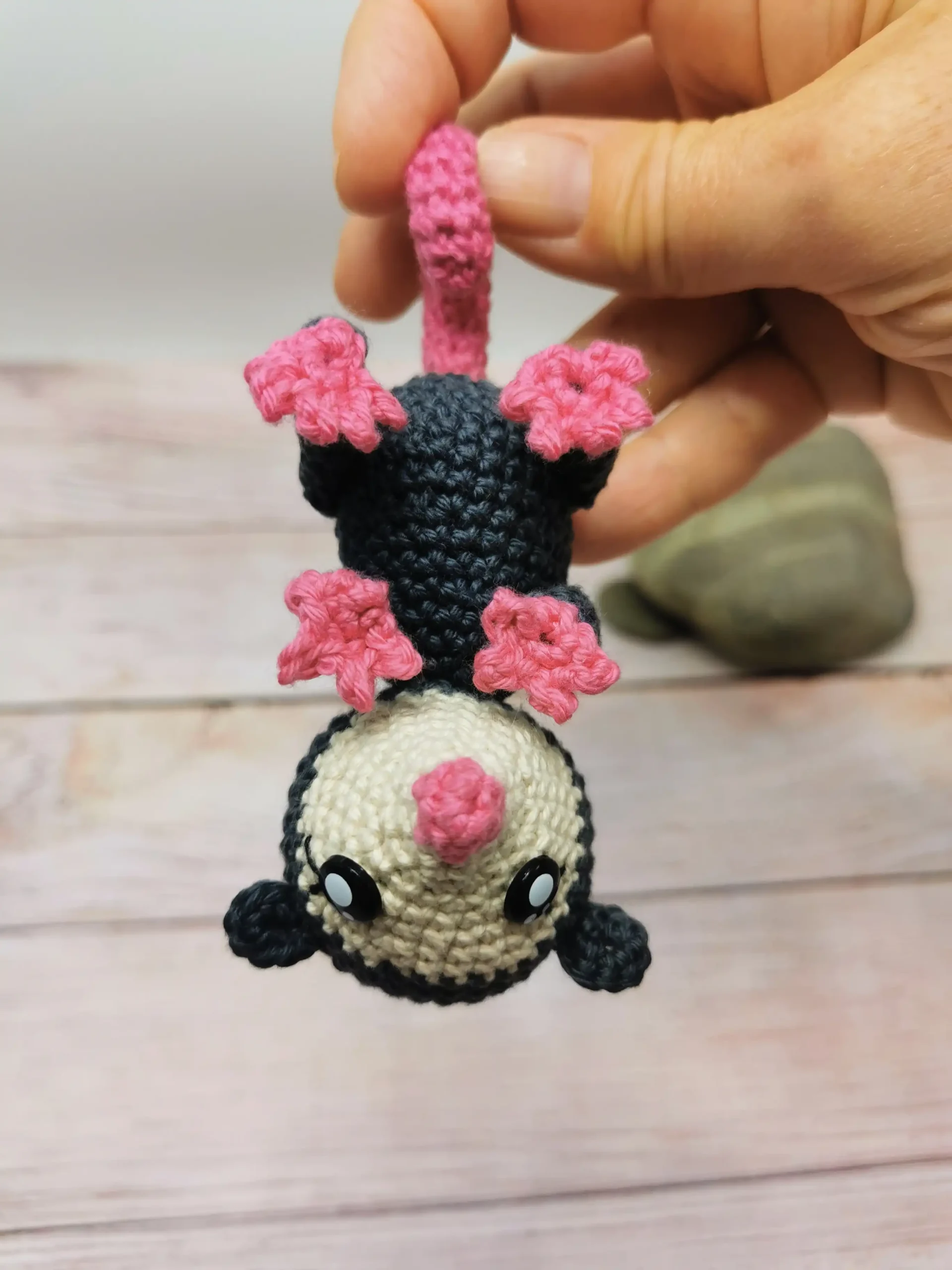 Opossum amigurumi fait au crochet par La Mu's Heure