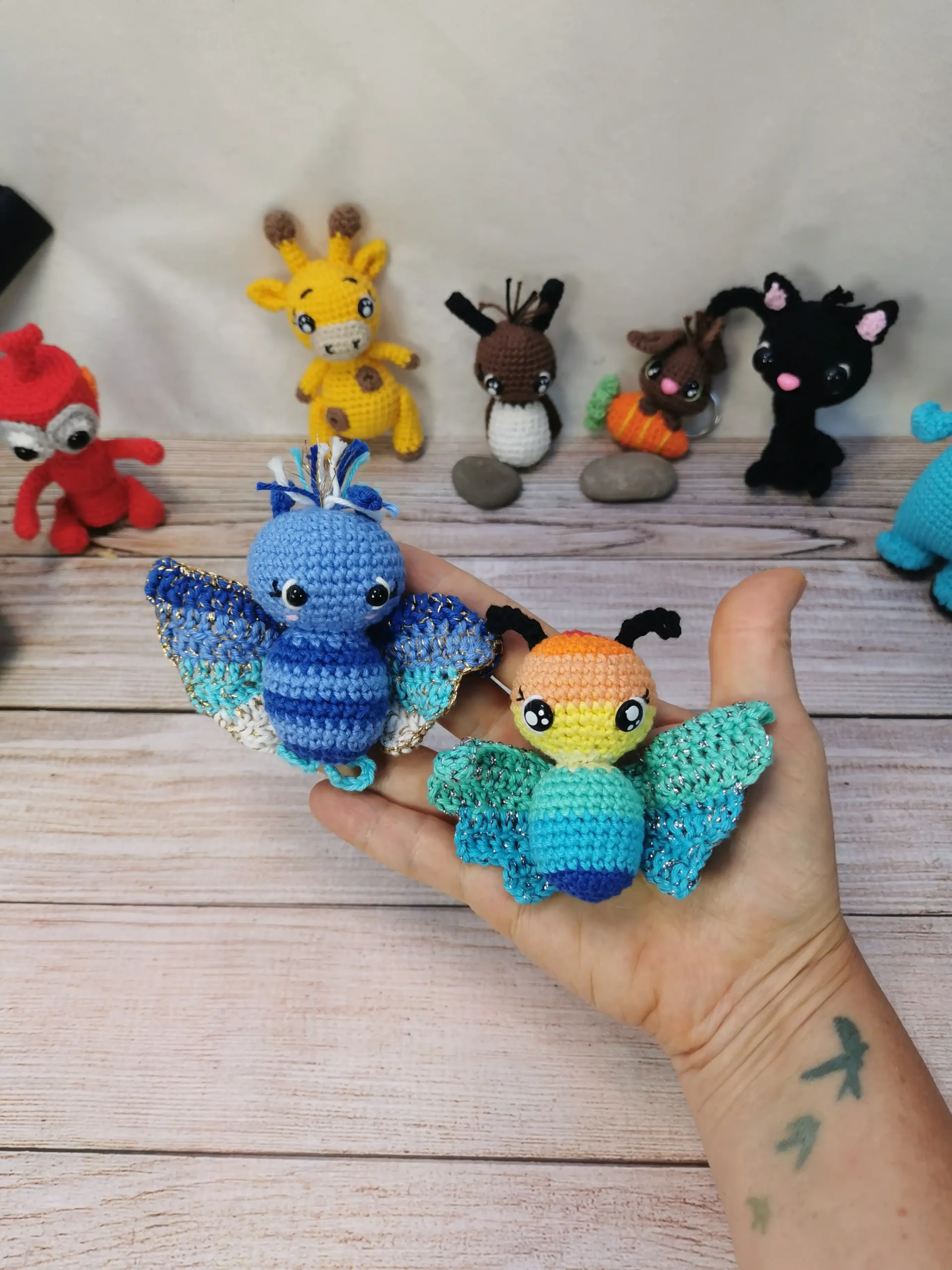 papillon amigurumi fait main au crochet par La Mu's heure