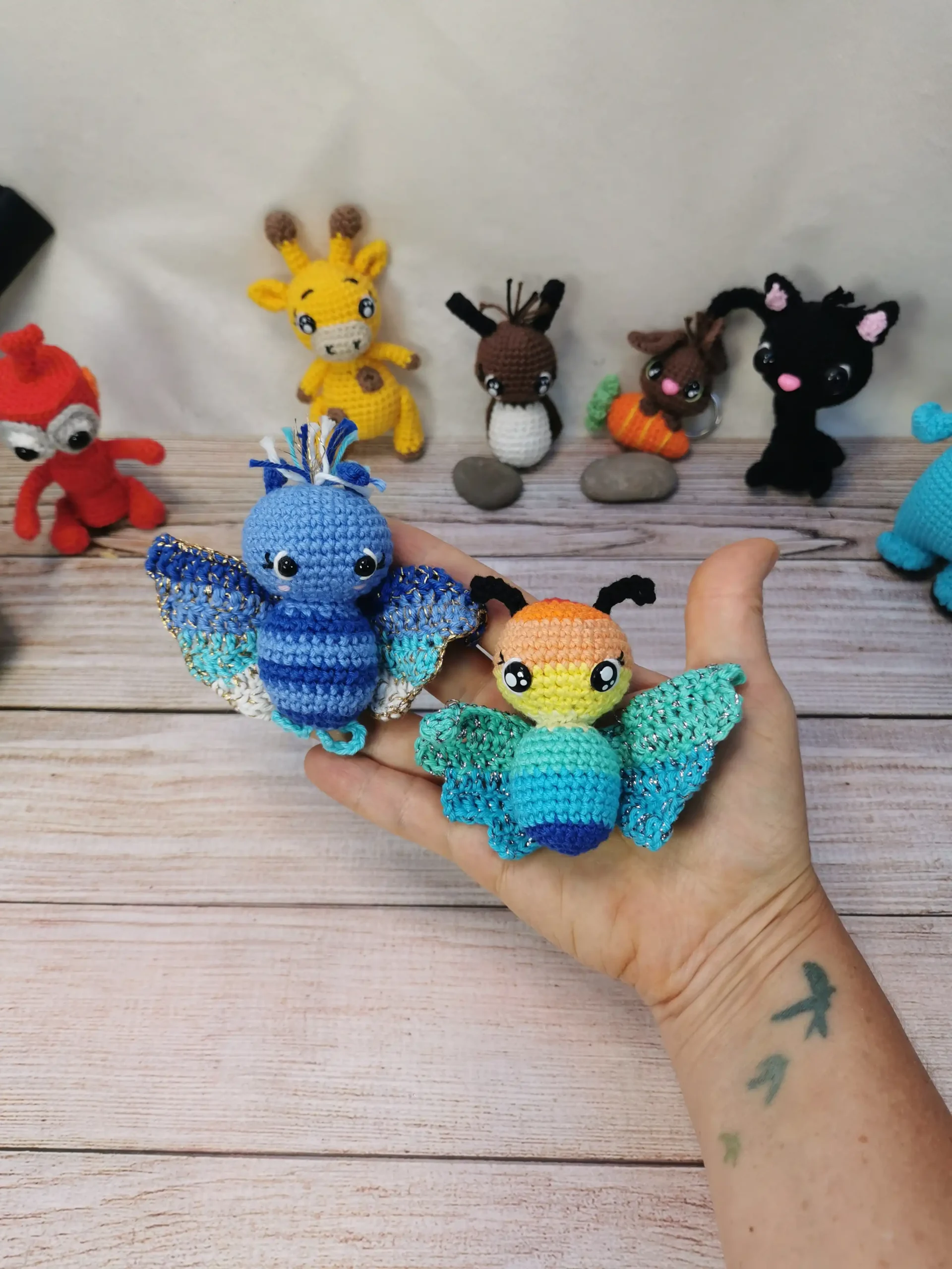 papillon amigurumi fait main au crochet par La Mu's heure