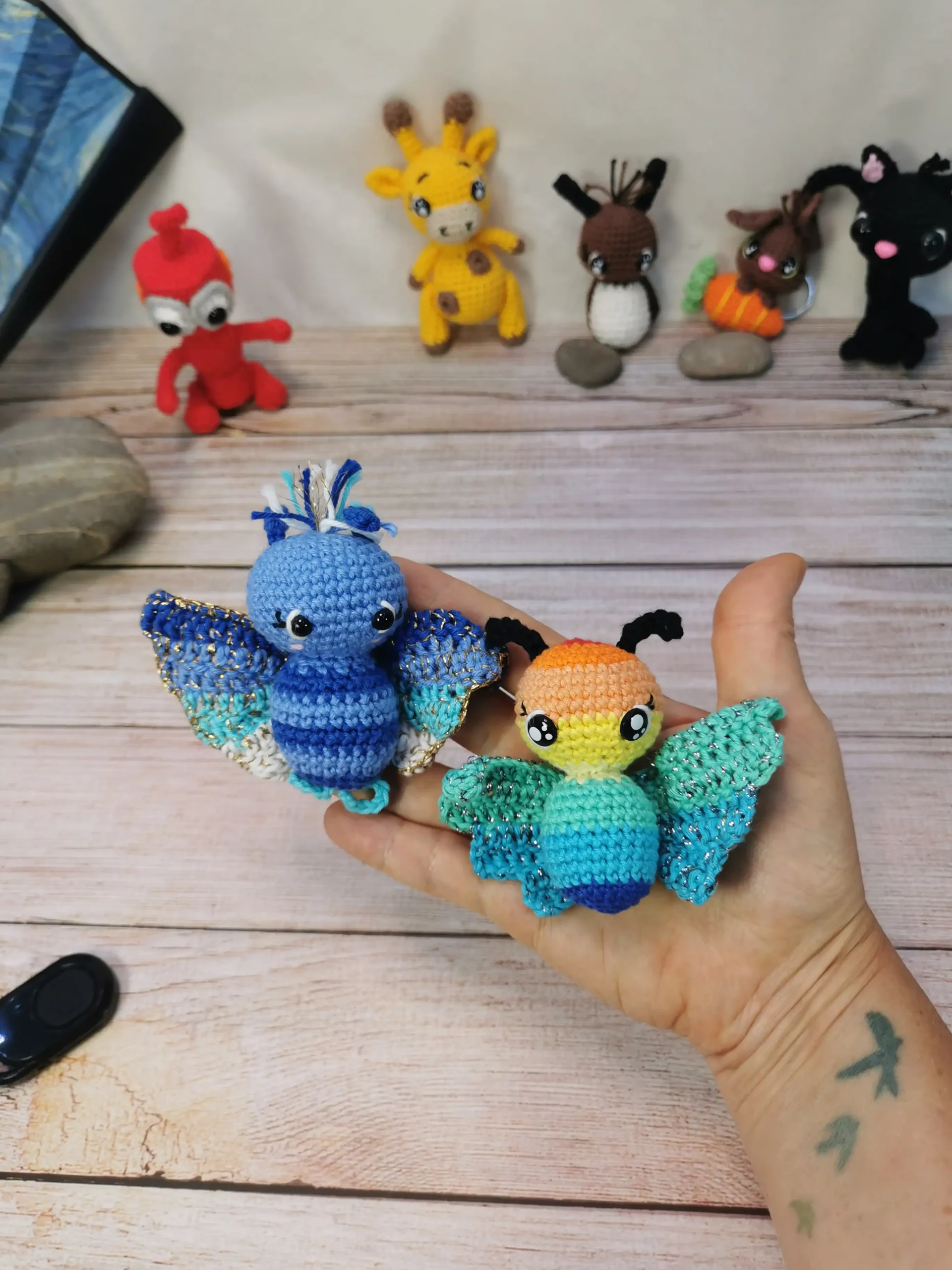 papillon amigurumi fait main au crochet par La Mu's heure