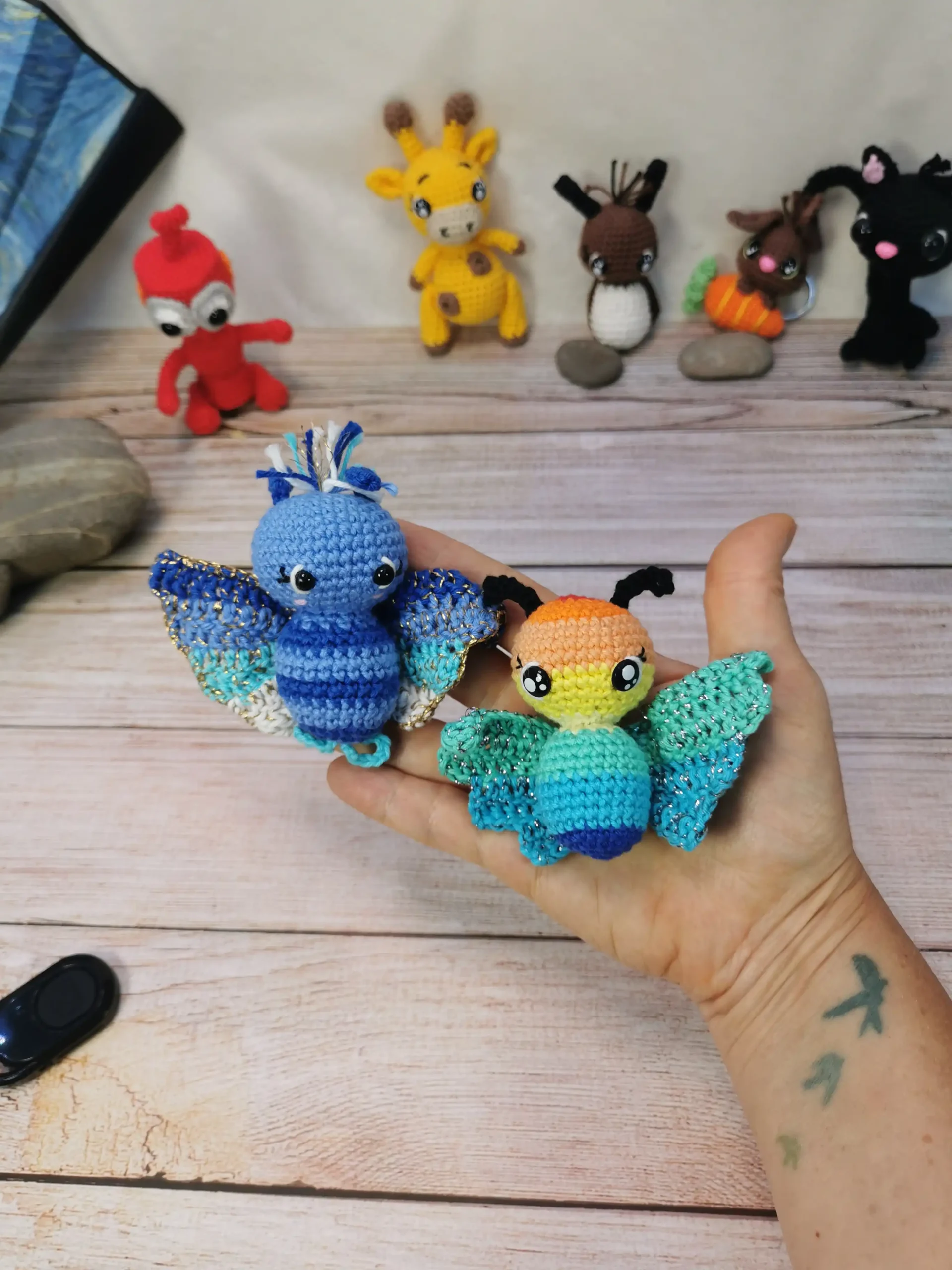 papillon amigurumi fait main au crochet par La Mu's heure