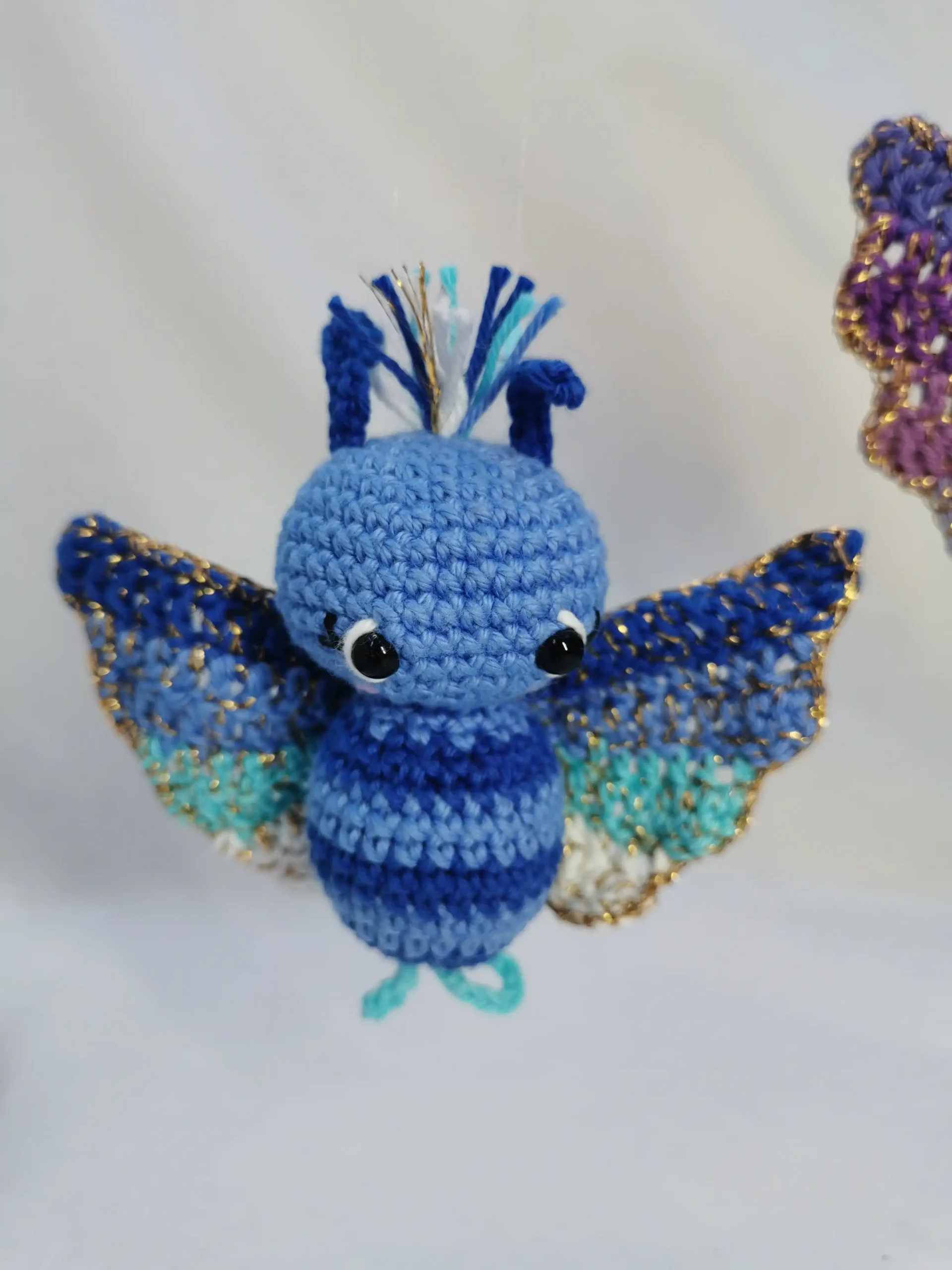 papillon amigurumi fait main au crochet par La Mu's heure