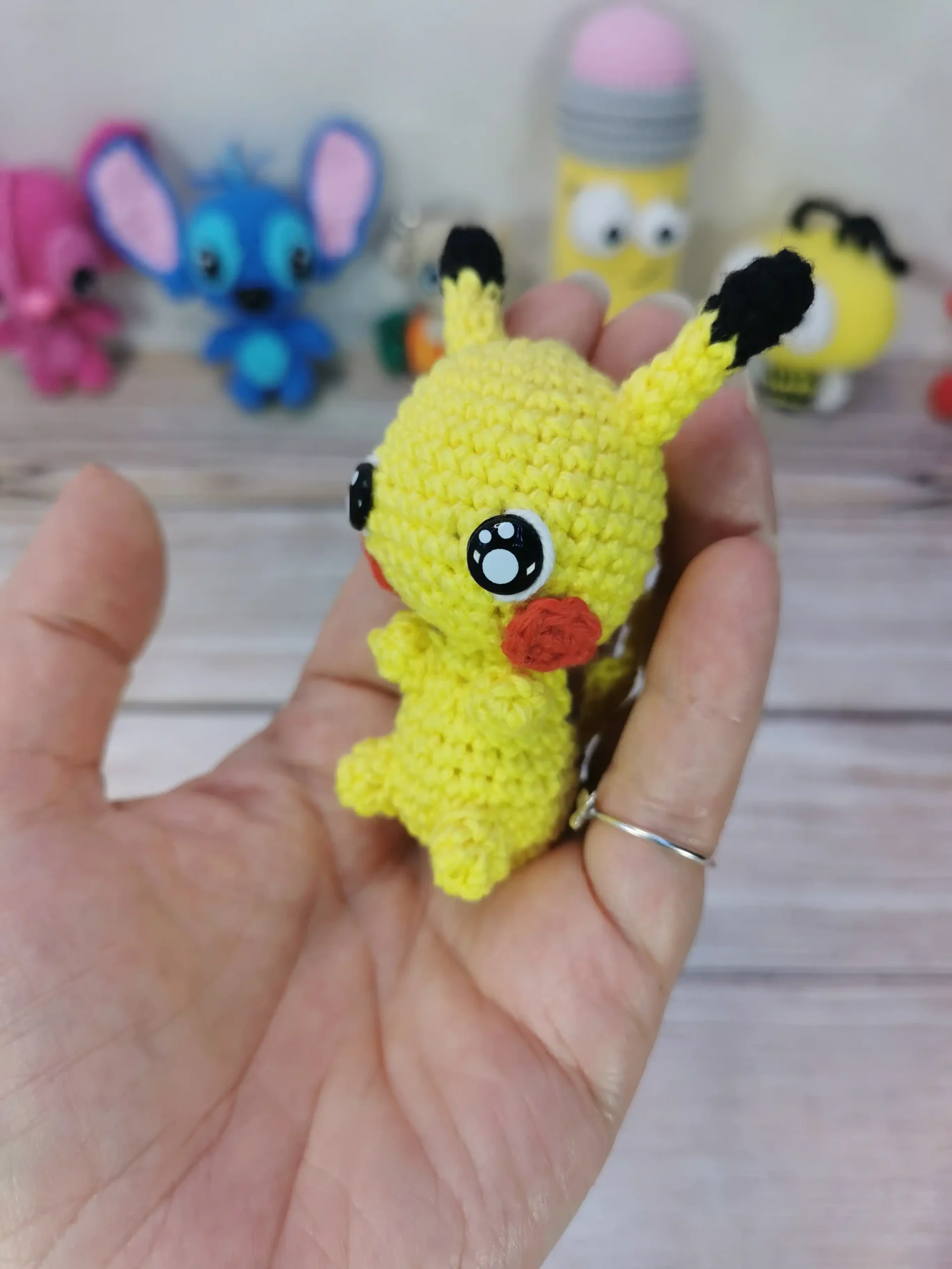 Pikachu pokemon amigurumi fait main au crochet par La Mu's Heure