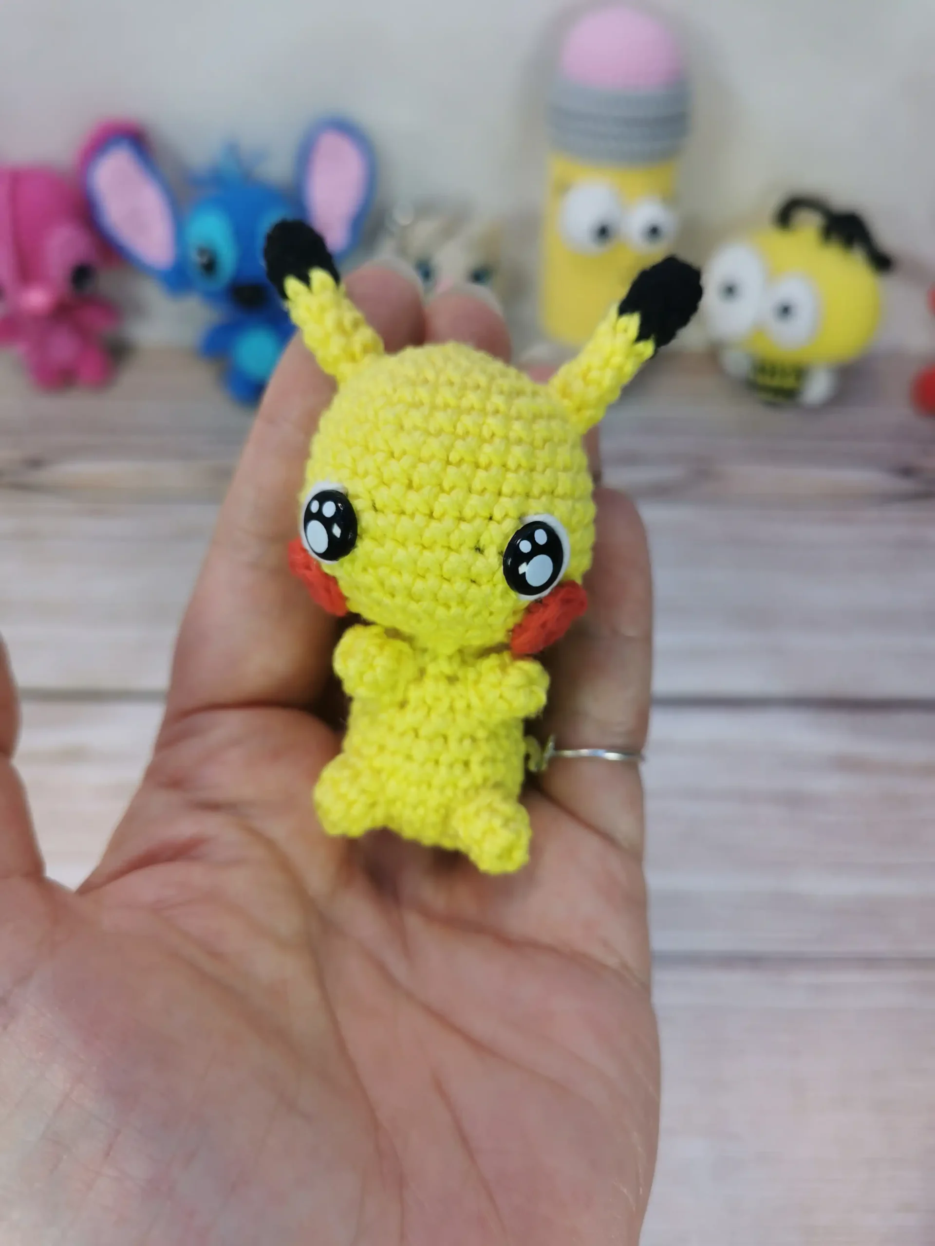 Pikachu pokemon amigurumi fait main au crochet par La Mu's Heure