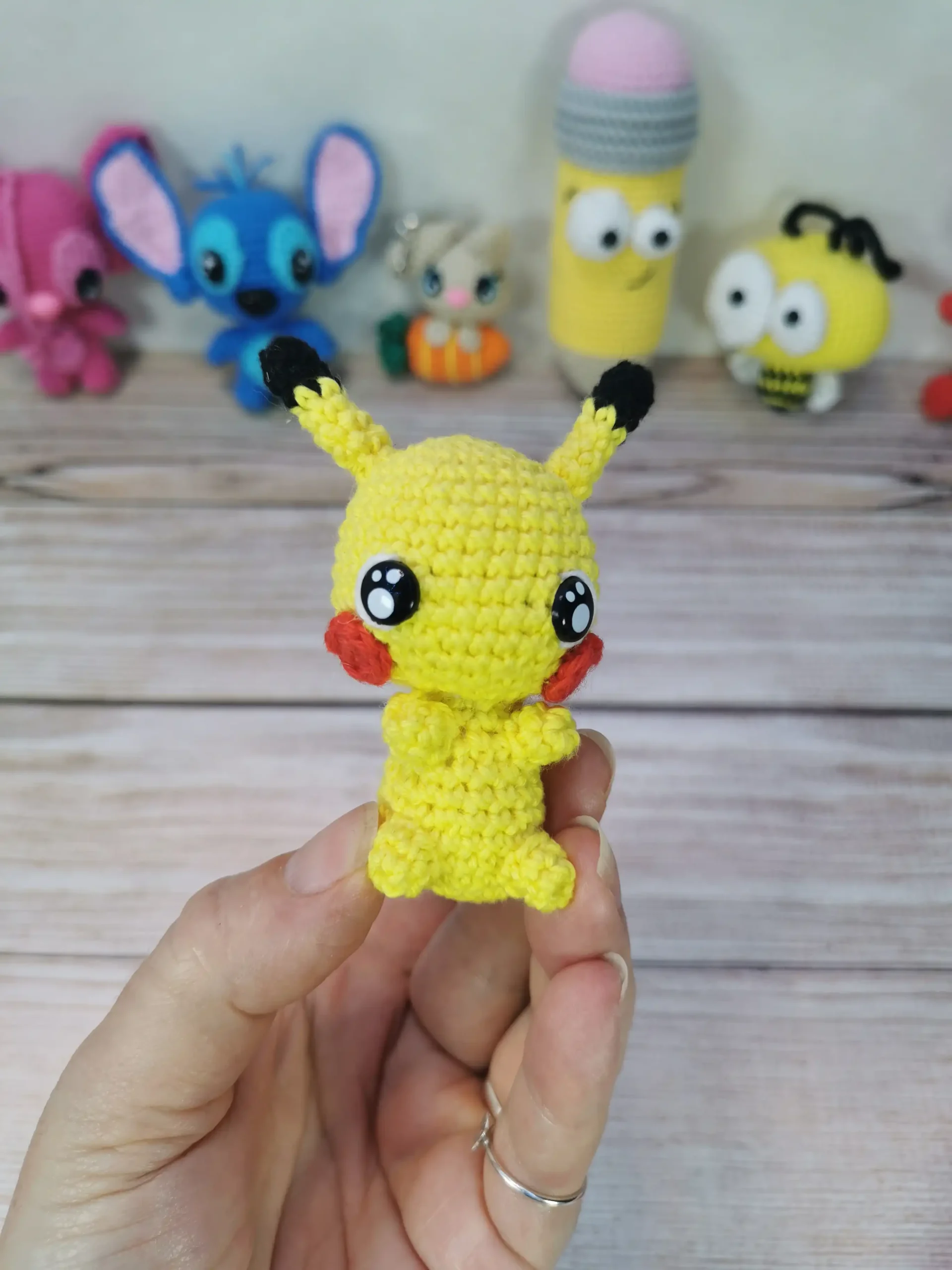 Pikachu pokemon amigurumi fait main au crochet par La Mu's Heure