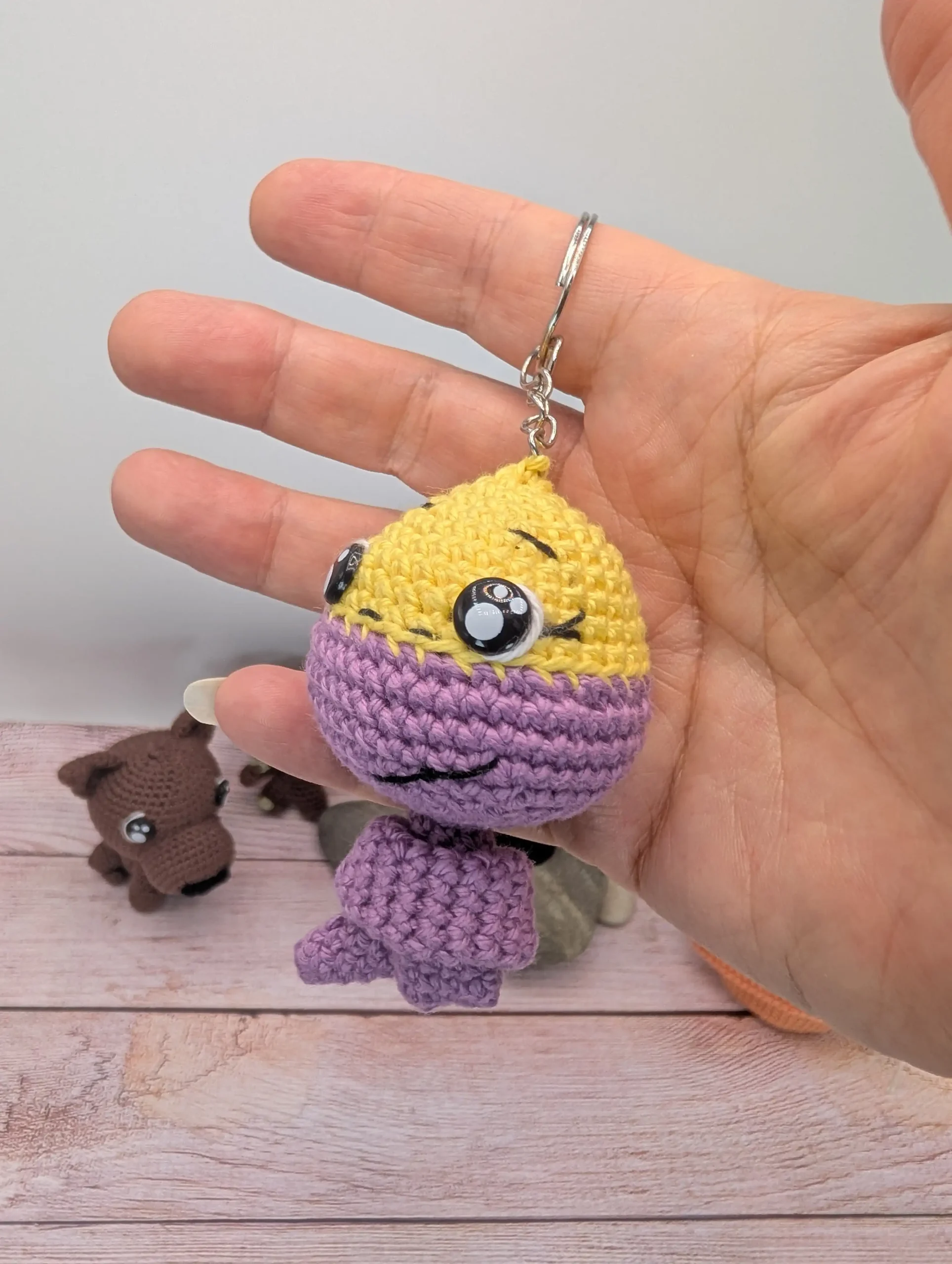 Serpent amigurumi fait main au crochet fait par La Mu's heure