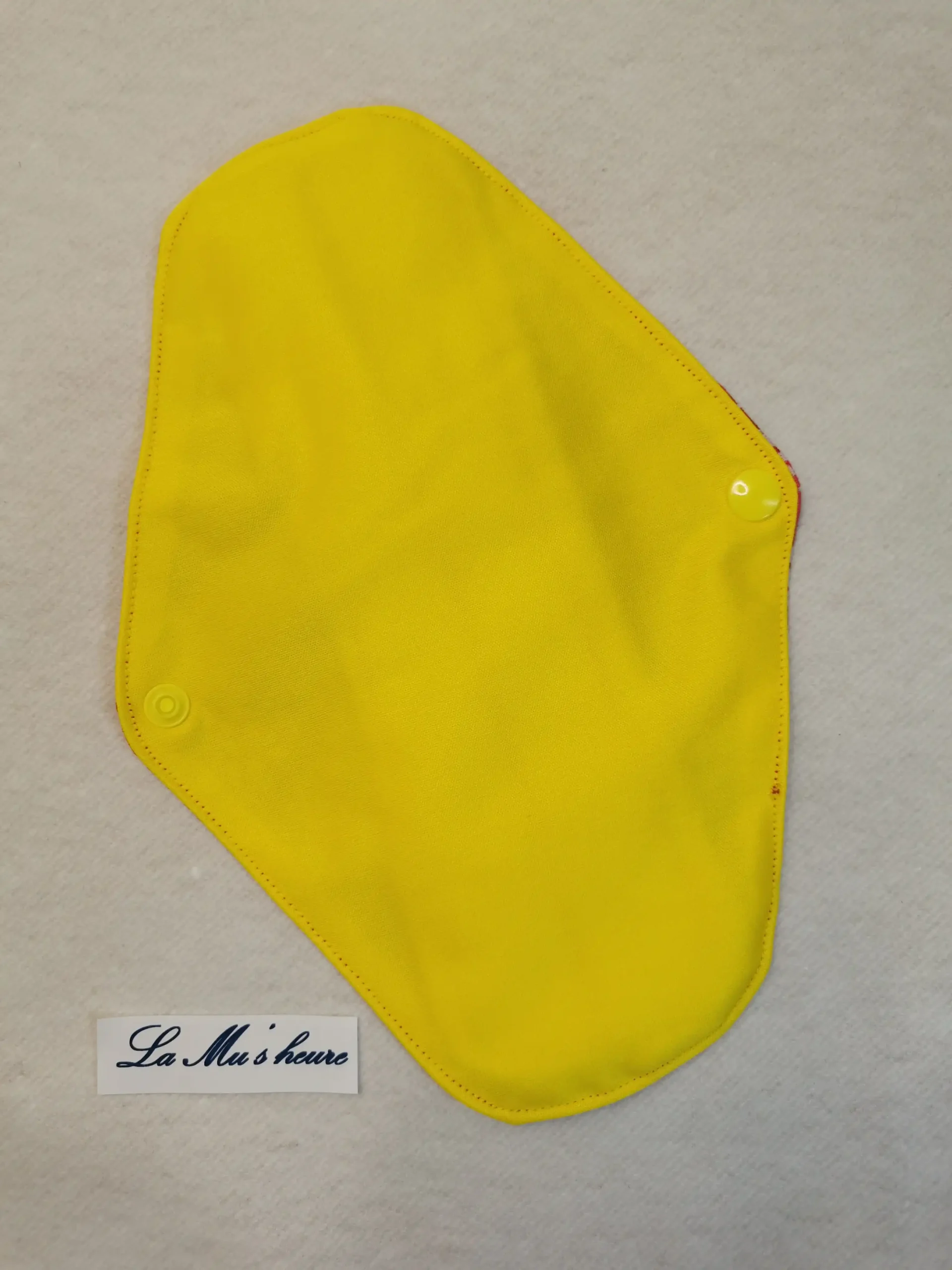 Serviettes hygiéniques lavables fait main par La Mu's heure