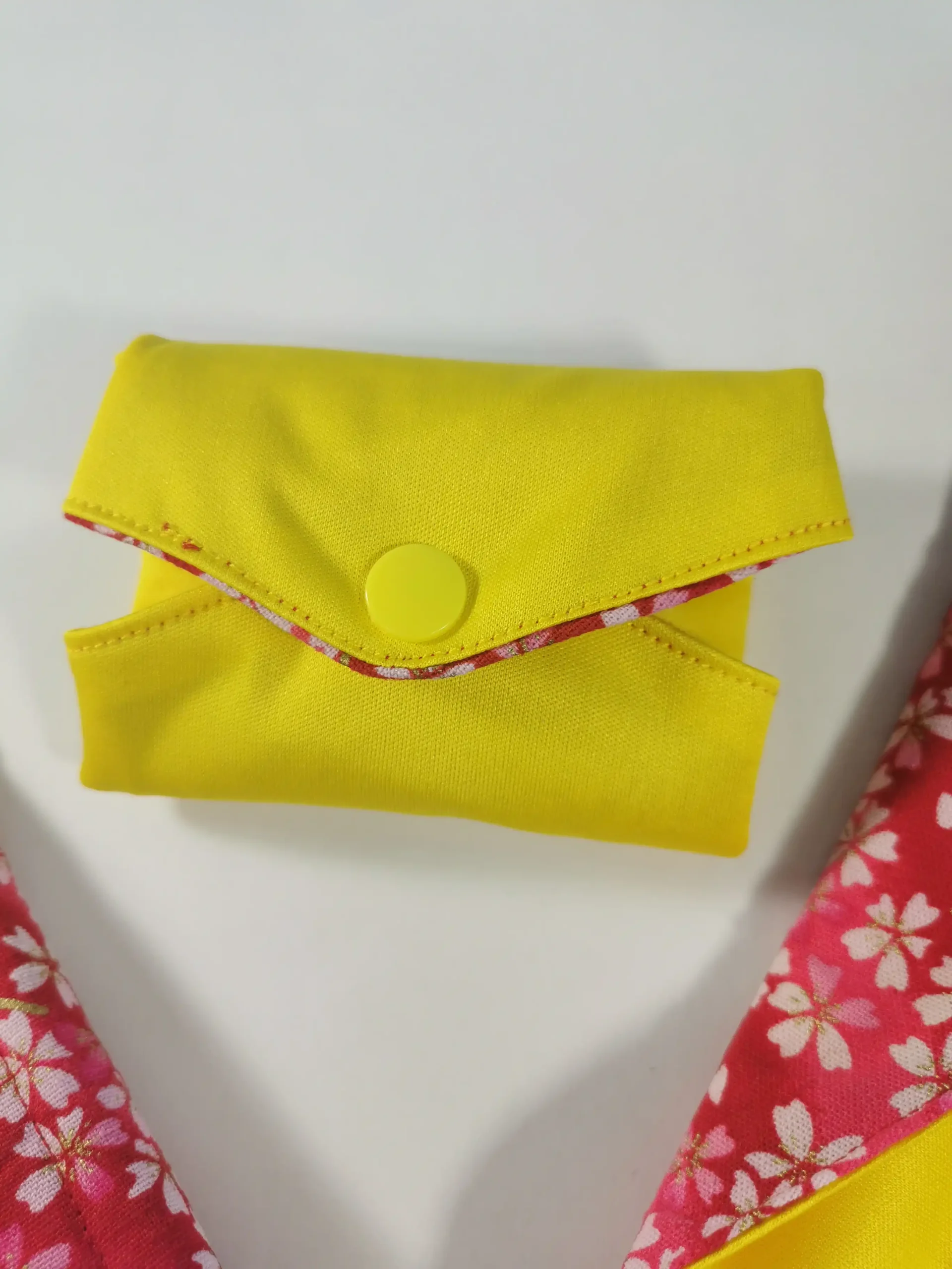 Serviettes hygiéniques lavables fait main par La Mu's heure