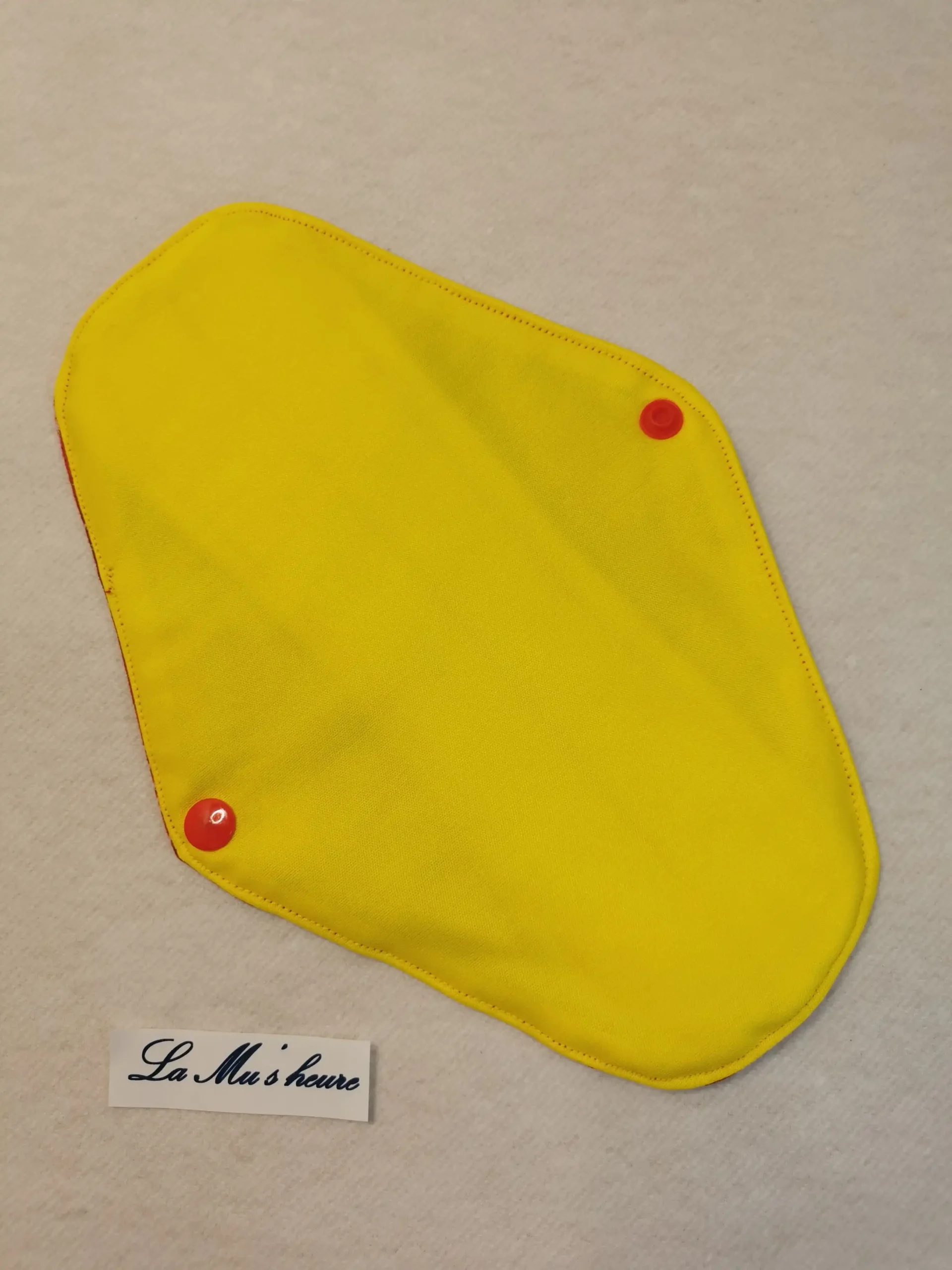 Serviettes hygiéniques lavables fait main par La Mu's heure