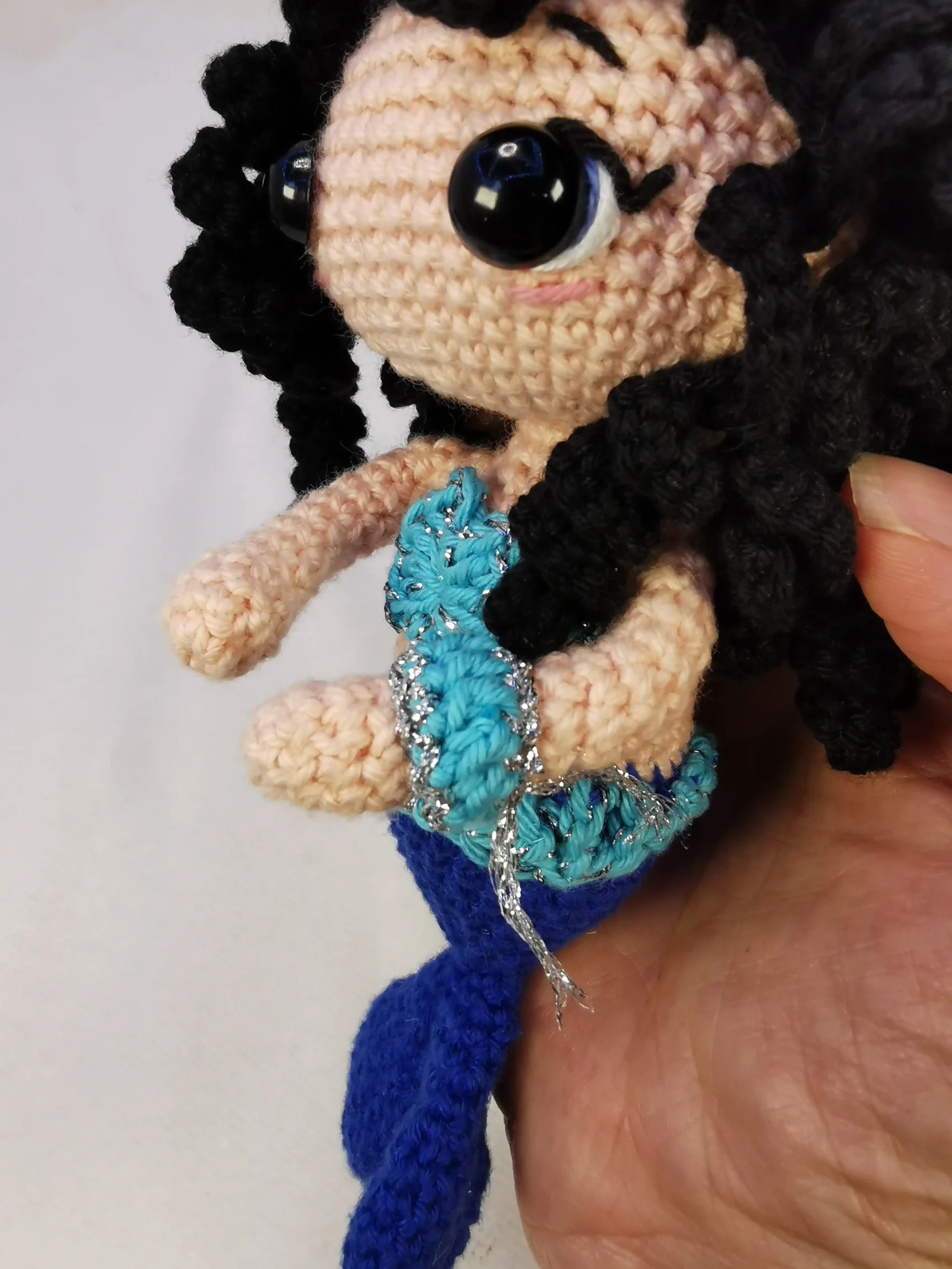 Sirène amigurumi fait main au crochet par La Mu's heure