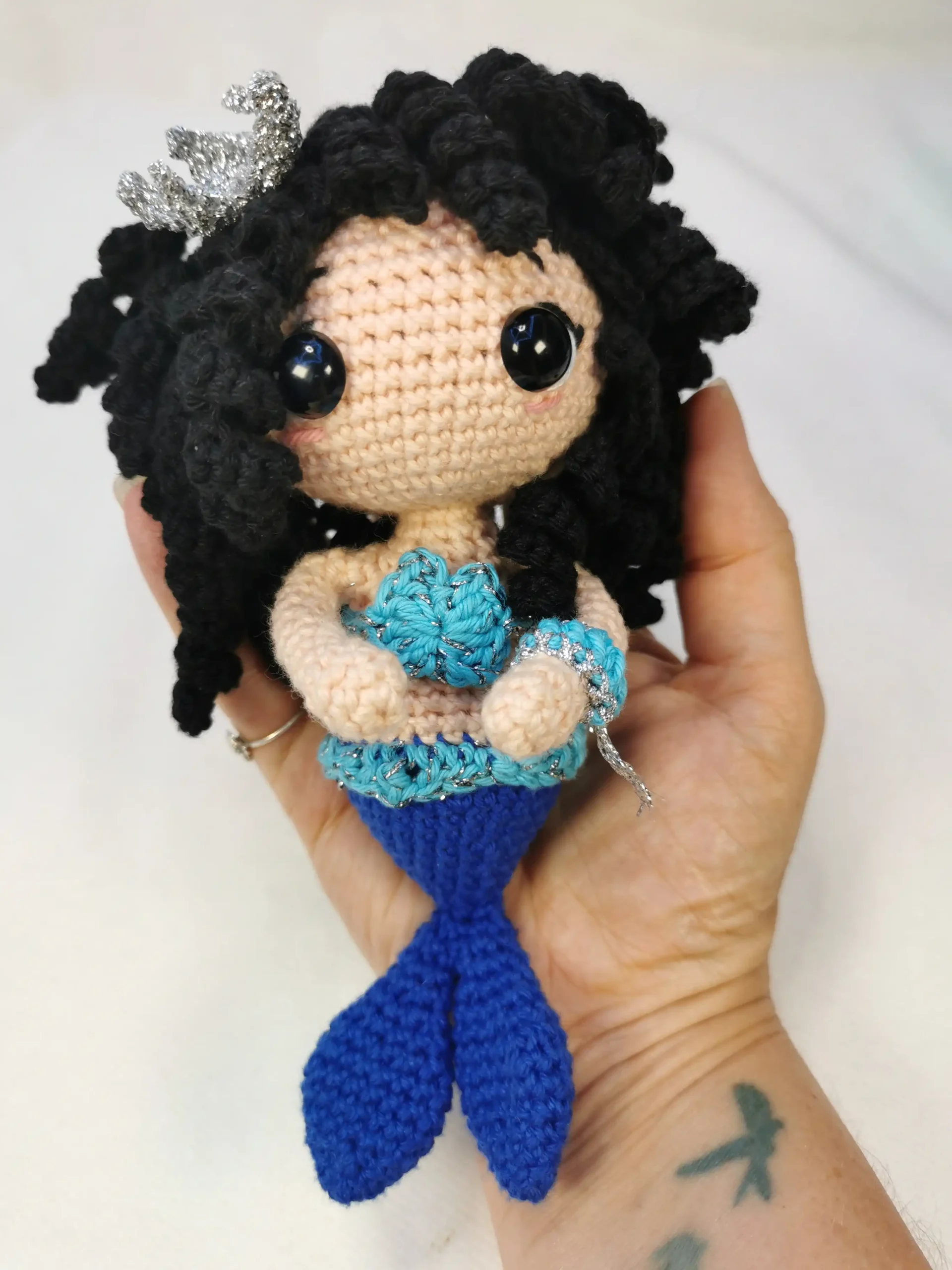 Sirène amigurumi fait main au crochet par La Mu's heure