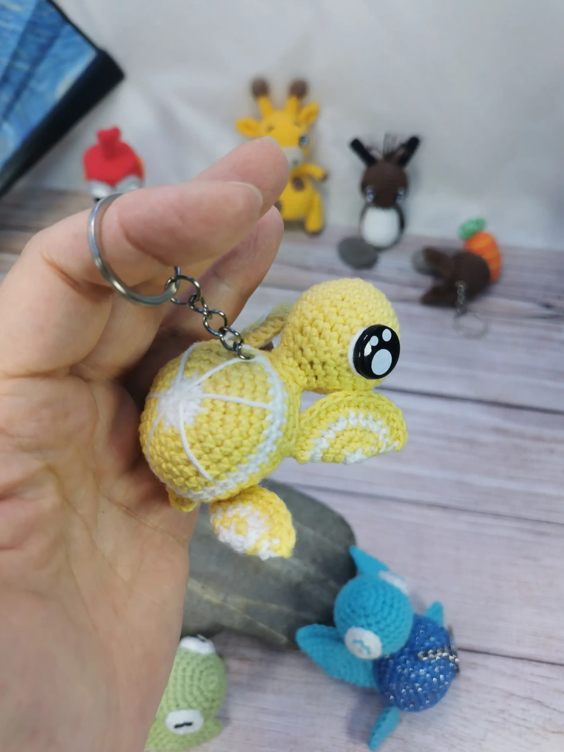 Tortue citron amigurumi fait main au crochet fait par La Mu's heure