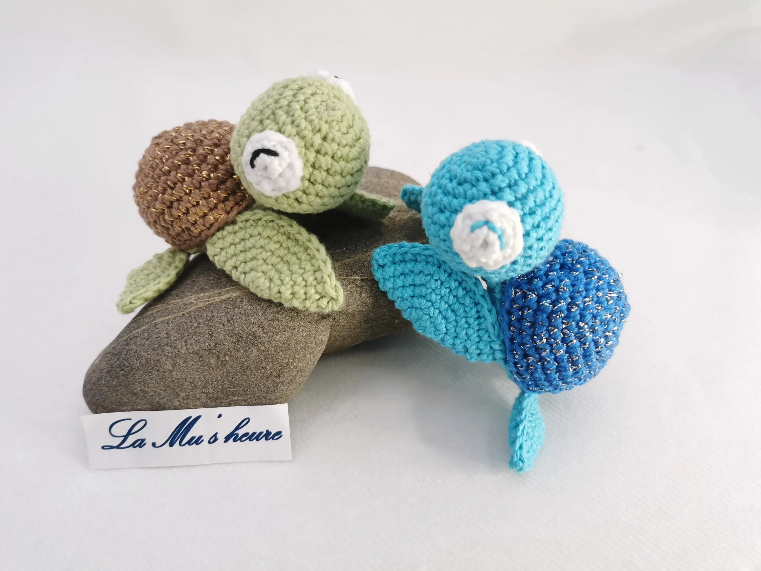 Tortue amigurumi fait main au crochet fait par La Mu's heure