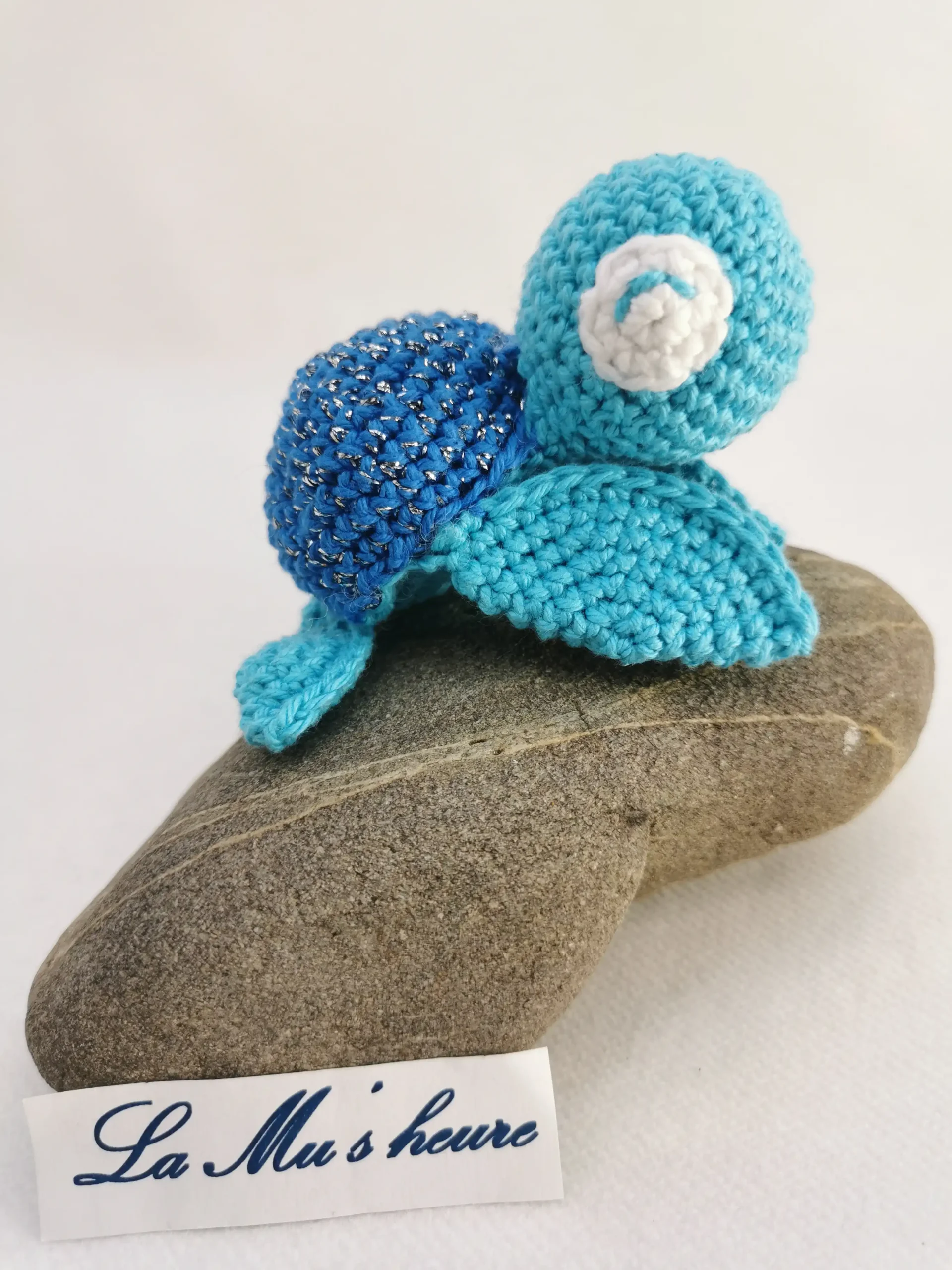 Tortue amigurumi fait main au crochet fait par La Mu's heure