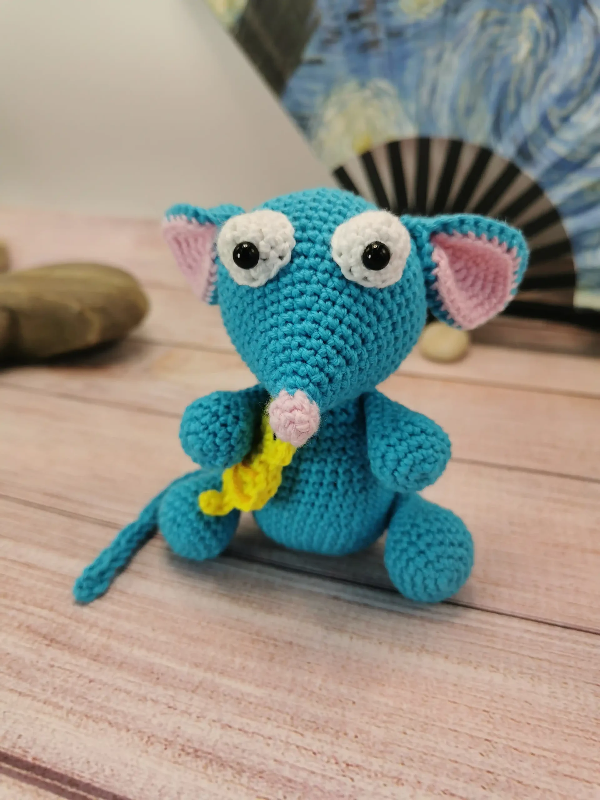 Tutter amigurumi fait main au crochet par La Mu's heure